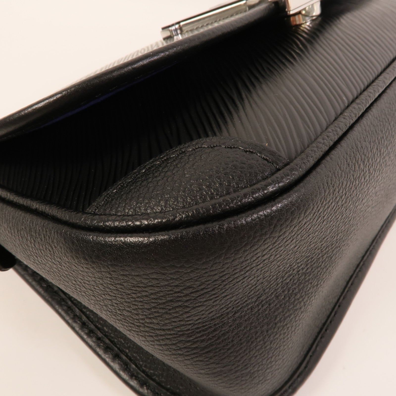 LOUIS VUITTON Epi Buci銀扣肩背袋
