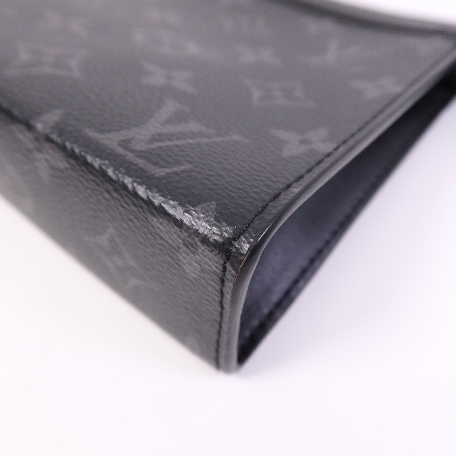 LOUIS VUITTON Monogram Eclipse Gaston銀扣肩背袋