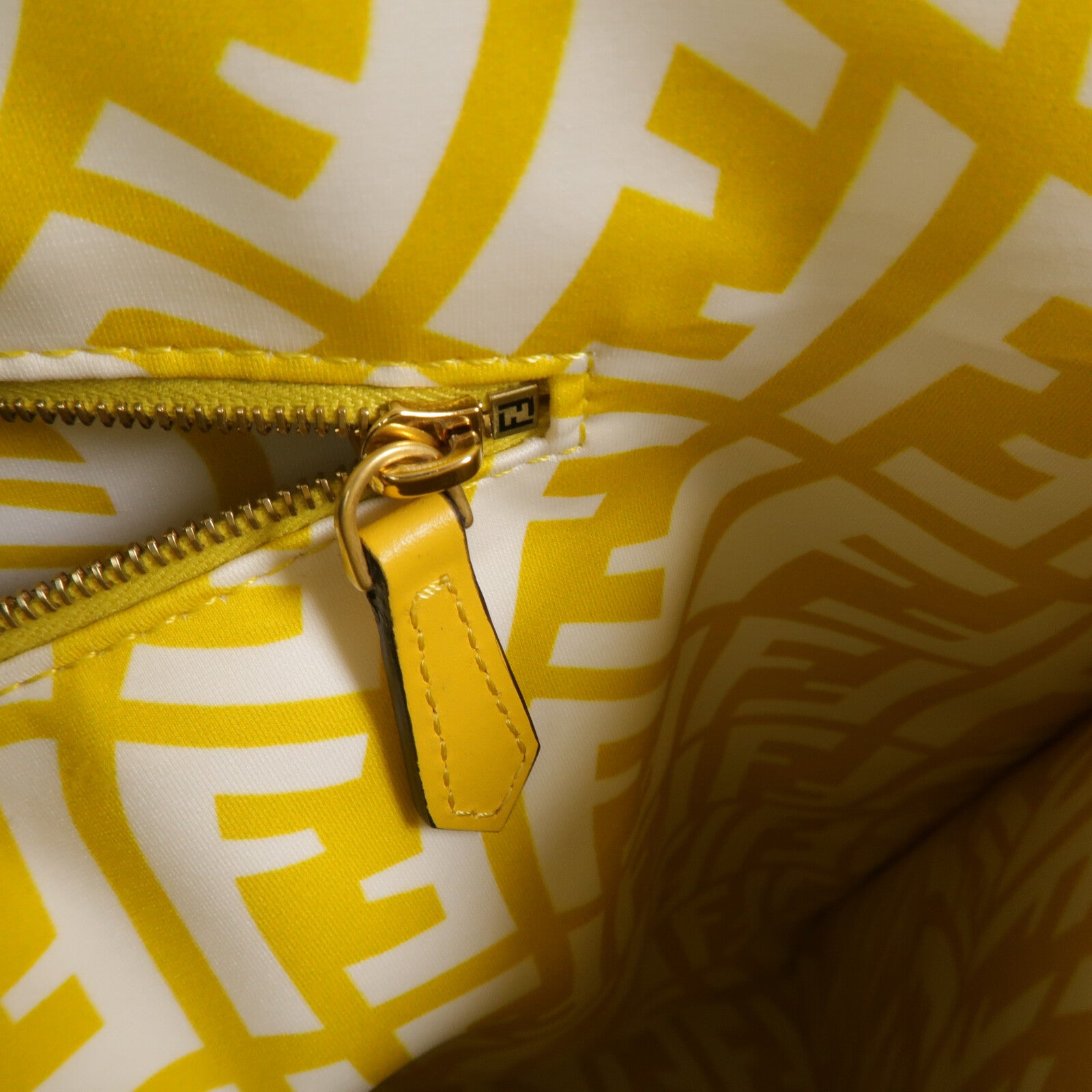 FENDI 帆布FF Vertigo Tote手挽肩背兩用袋