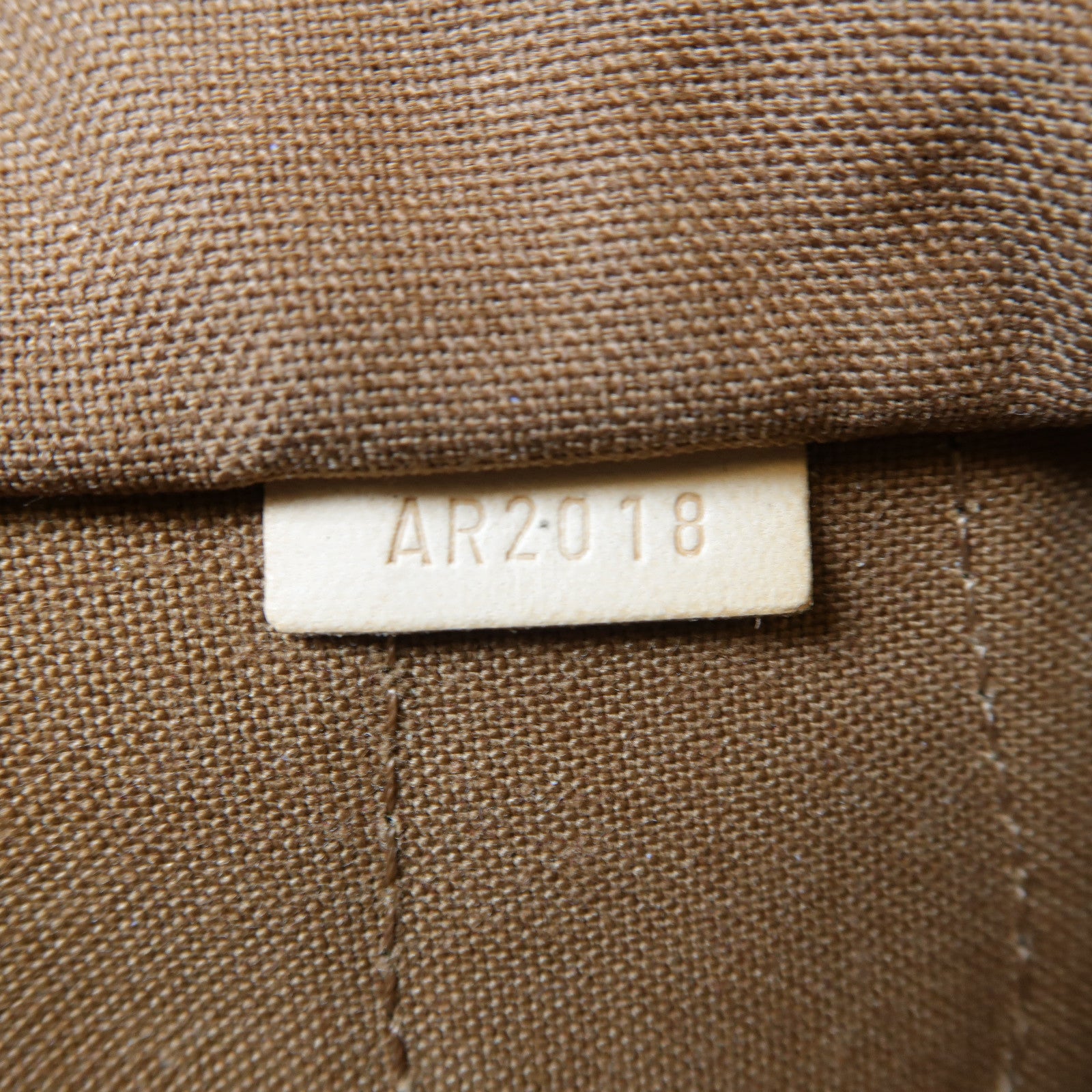 LOUIS VUITTON 【激減優惠】Monogram Montorgueil GM金扣肩背袋啡色