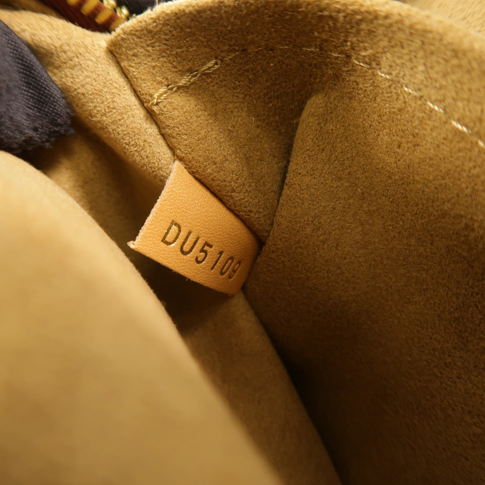 LOUIS VUITTON Monogram Boite Chapeau Souple PM金扣肩背袋