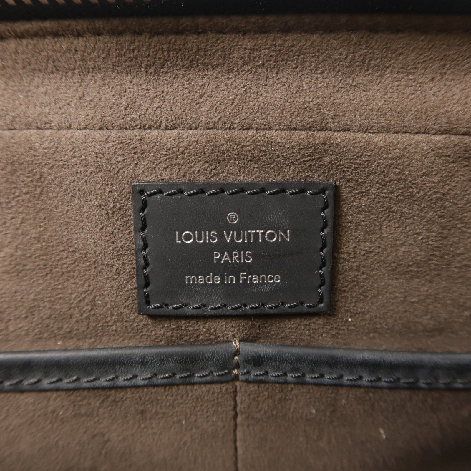 LOUIS VUITTON Epi Pochette Kasai銀扣手拿包
