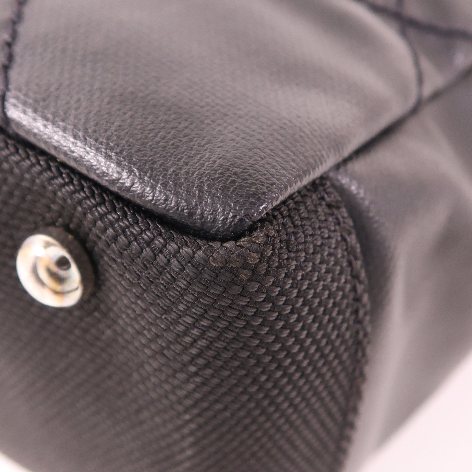 CHANEL 牛皮皮革Handbag銀扣手挽袋