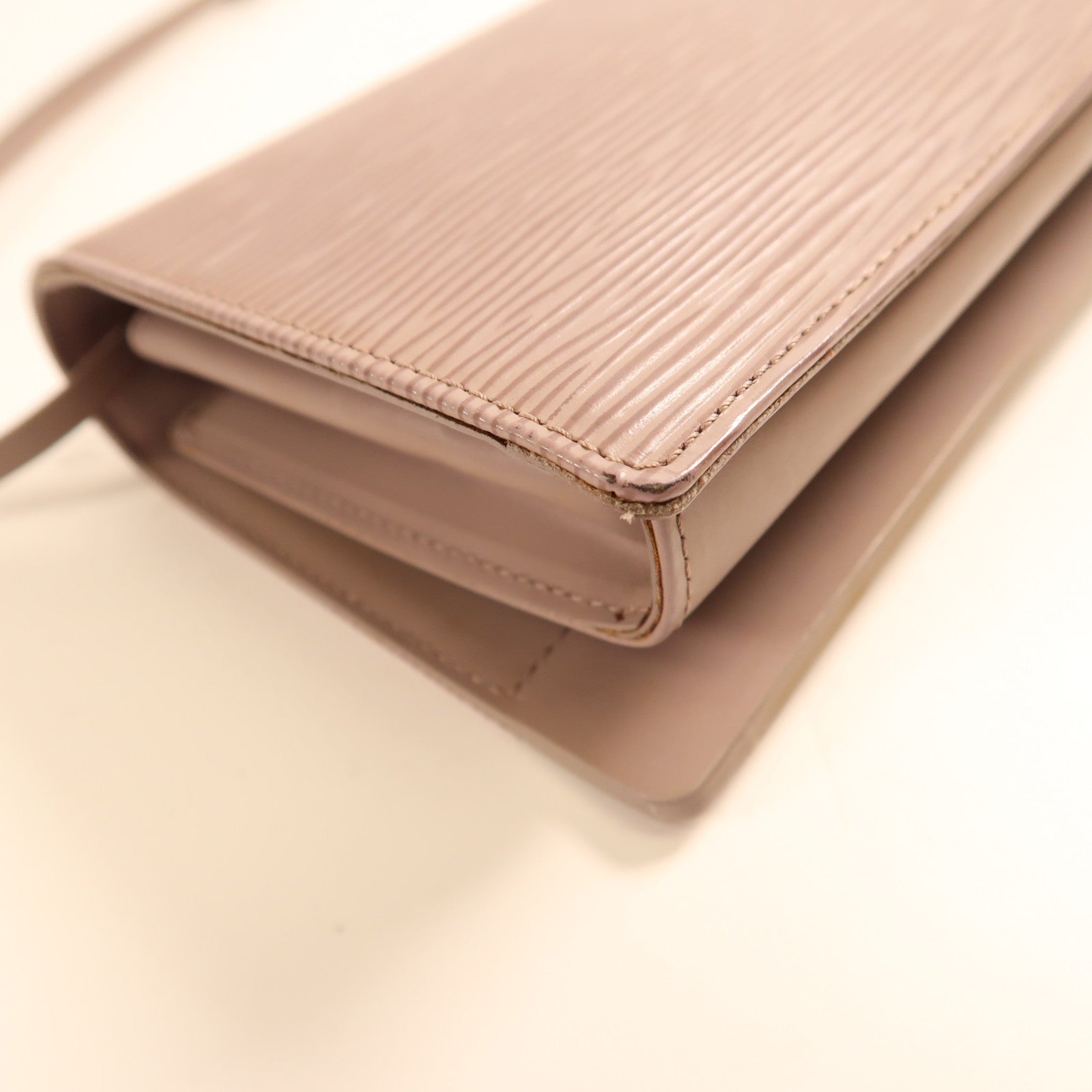 LOUIS VUITTON Epi Vintage Shoulder Bag銀扣