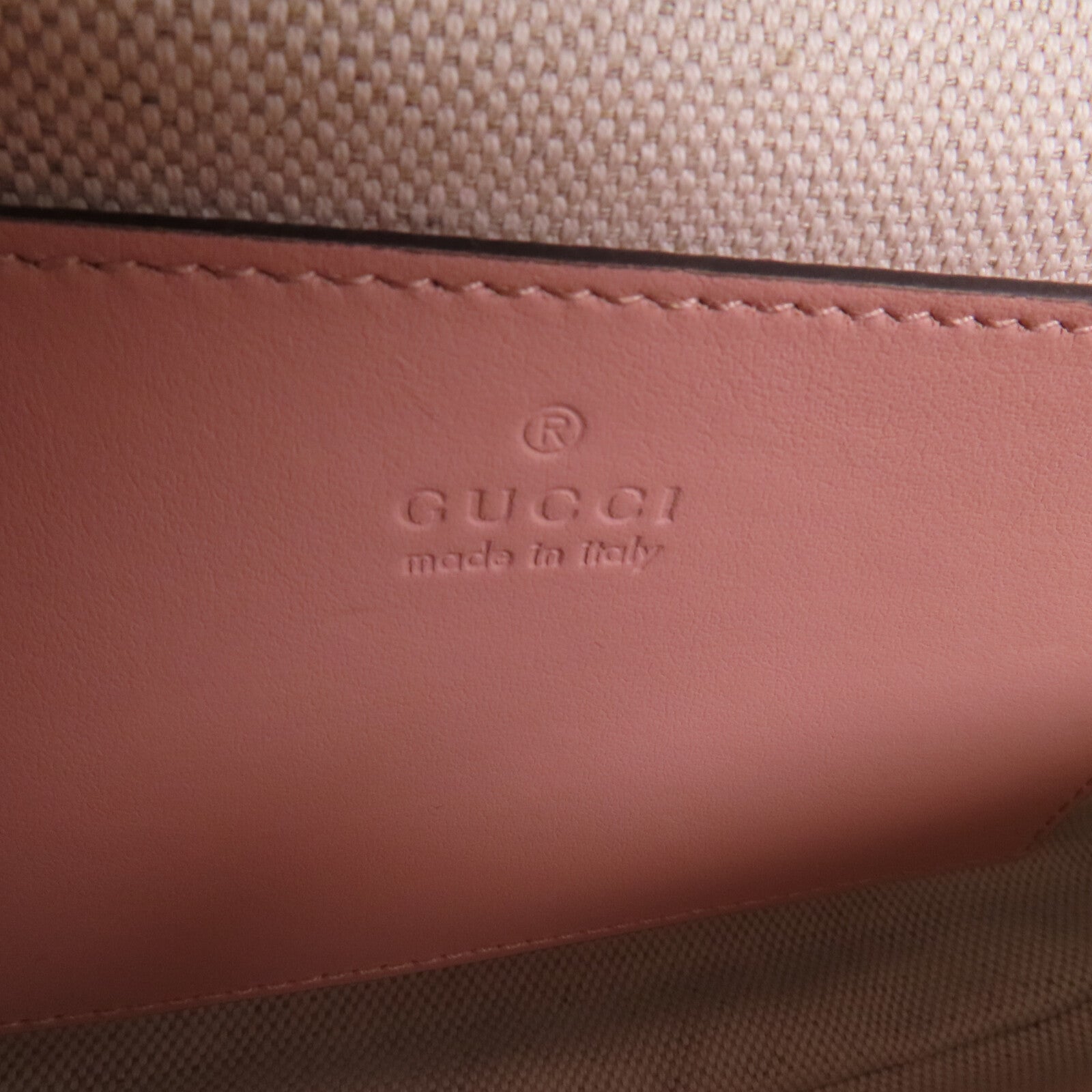 GUCCI 【激減優惠】羊皮皮革GG Matelasse金扣鏈帶肩背袋