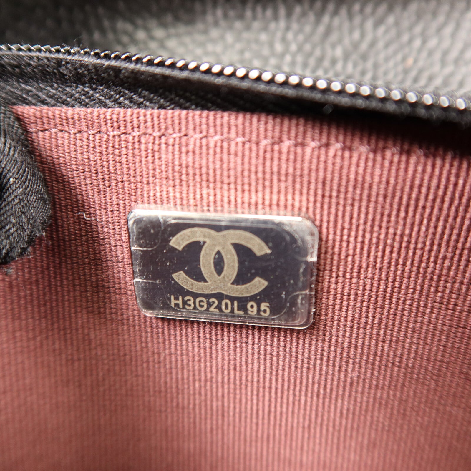 CHANEL 牛皮皮革WOC Wallet On Chain鏈帶肩背袋