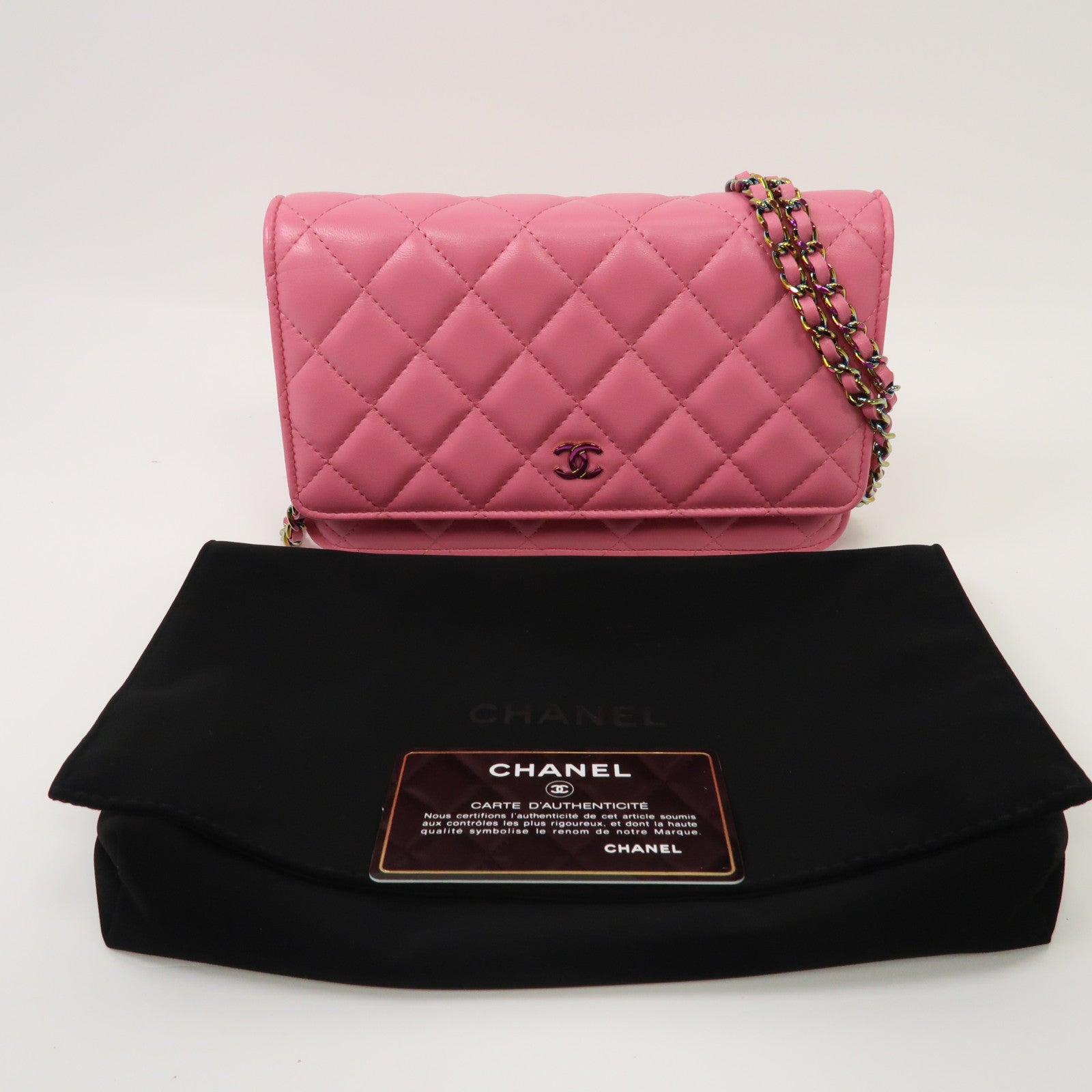 CHANEL 【激減優惠】菱格羊皮皮革WOC金扣/銀扣鏈帶肩背袋粉紅色