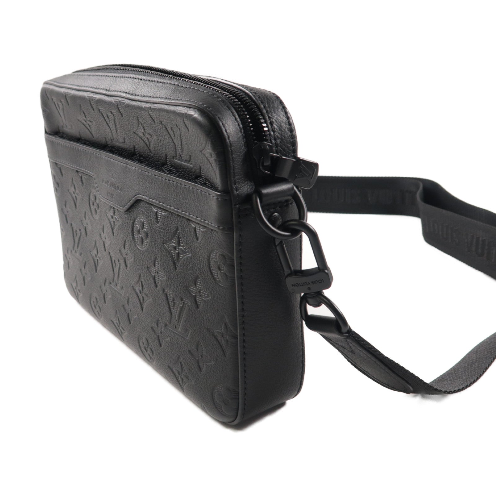 LOUIS VUITTON 牛皮皮革Trio Messenger黑扣肩背袋黑色