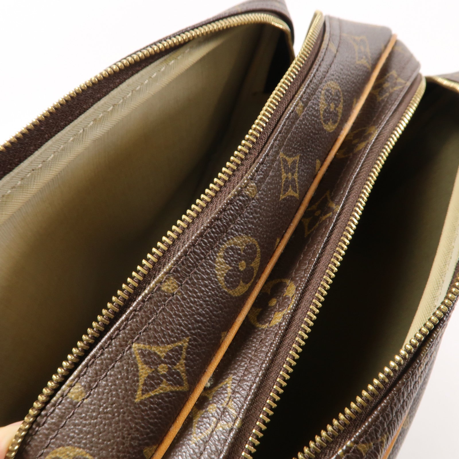 LOUIS VUITTON 【激減優惠】Monogram Reporter金扣肩背袋啡色