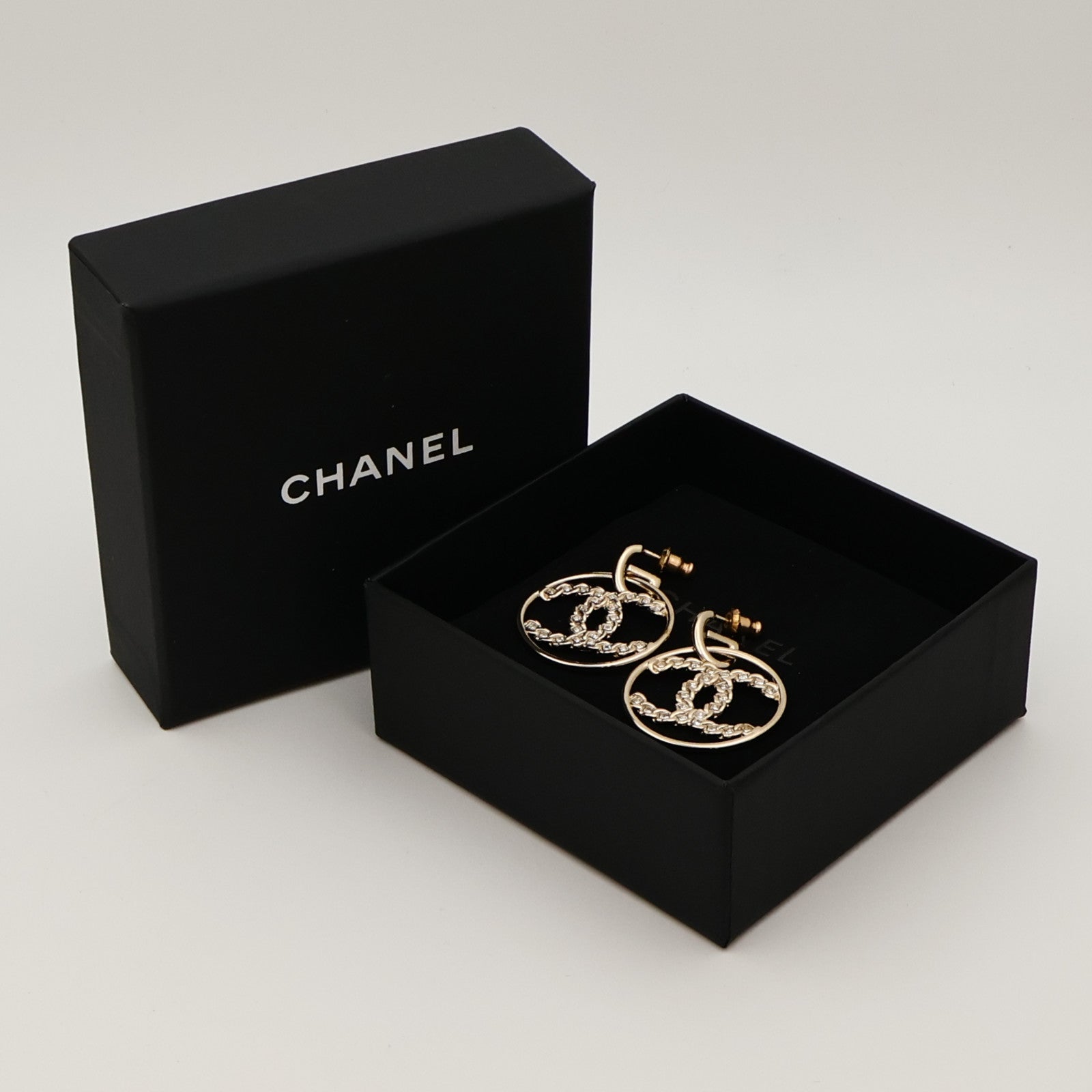 CHANEL 金屬CC Crystal Round Earrings耳環