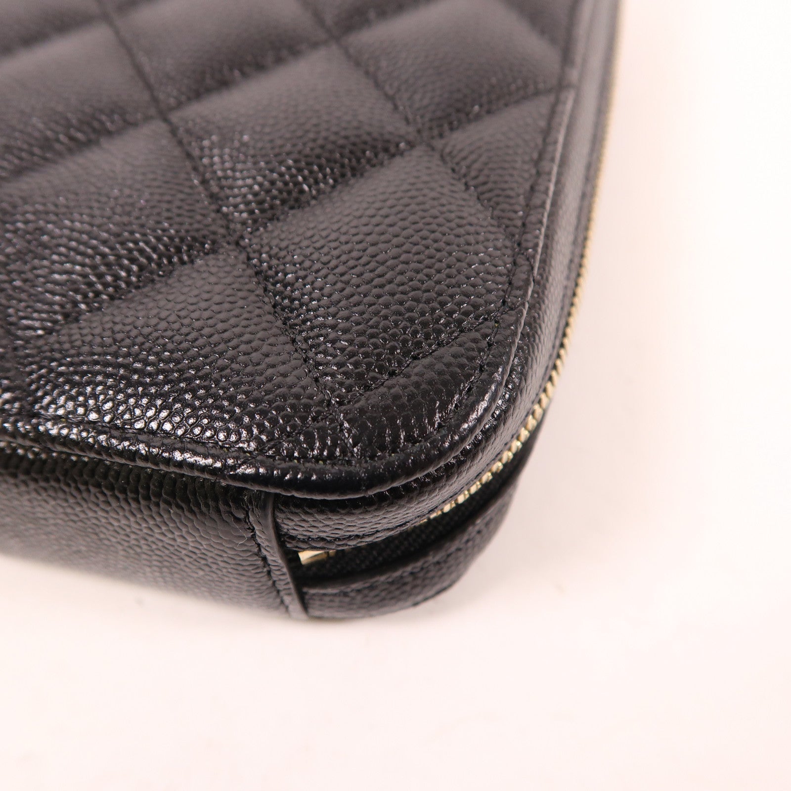 CHANEL 牛皮皮革Phone Holder金扣鏈帶肩背袋