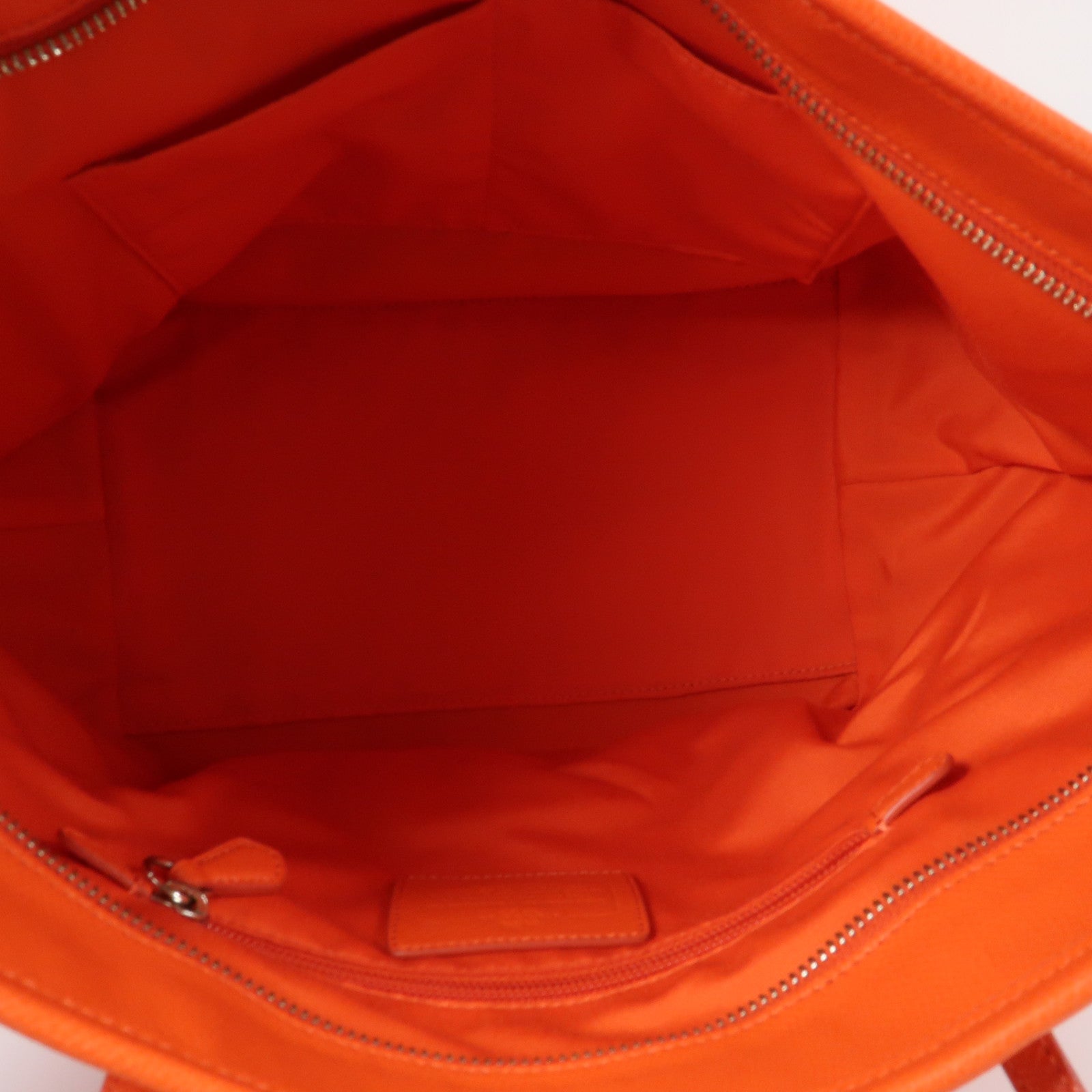 COACH 牛皮皮革Tote Bag銀扣手挽袋