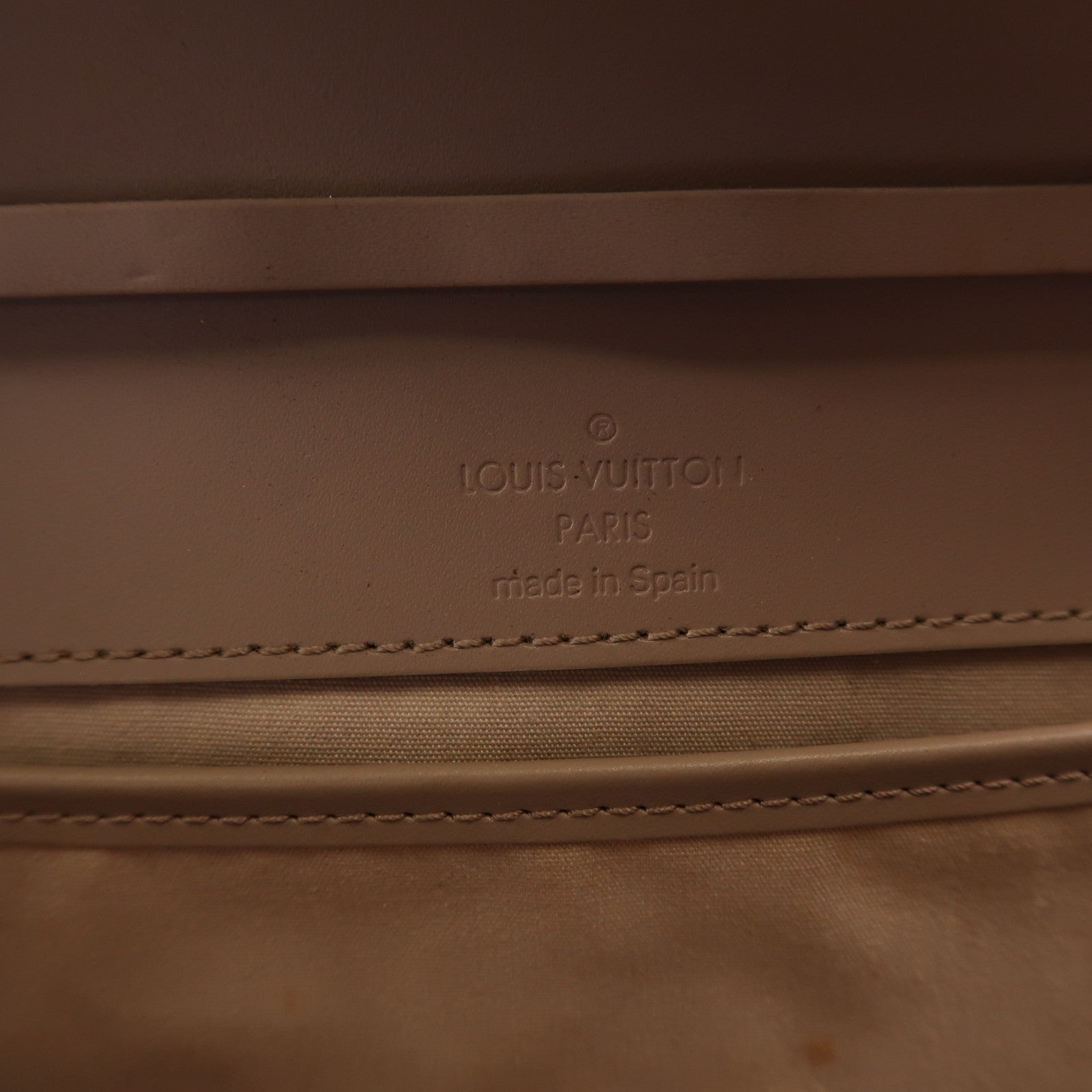 LOUIS VUITTON Epi Vintage Shoulder Bag銀扣