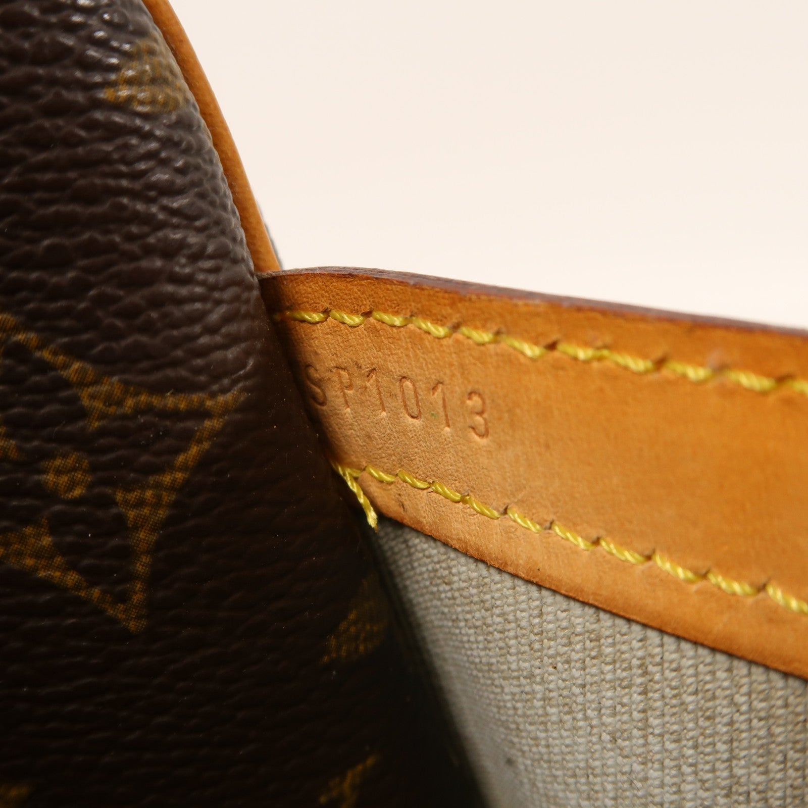 LOUIS VUITTON 【激減優惠】Monogram Reporter金扣肩背袋啡色