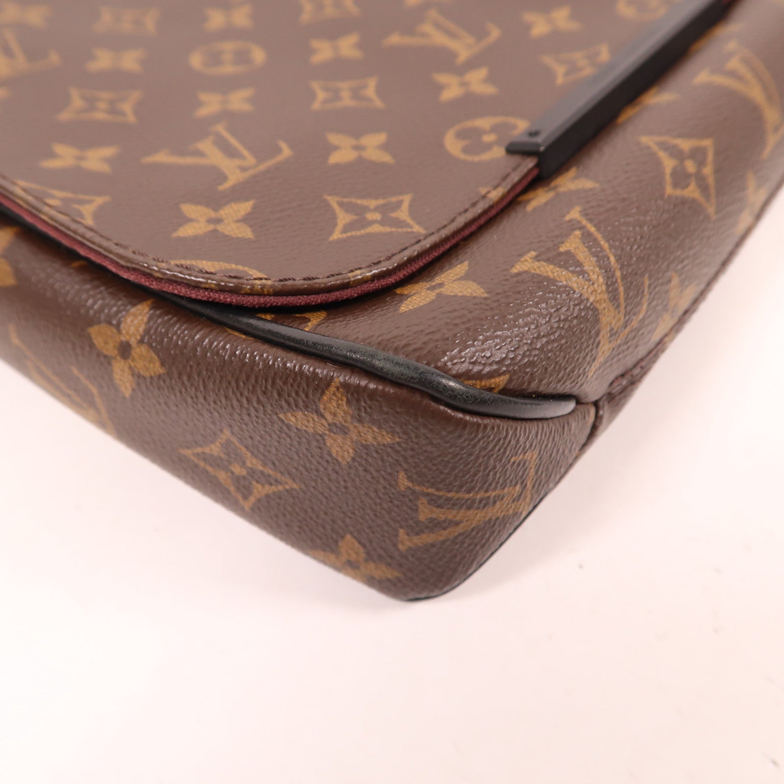 LOUIS VUITTON Monogram Macassar District PM銀扣斜挎包/肩背袋