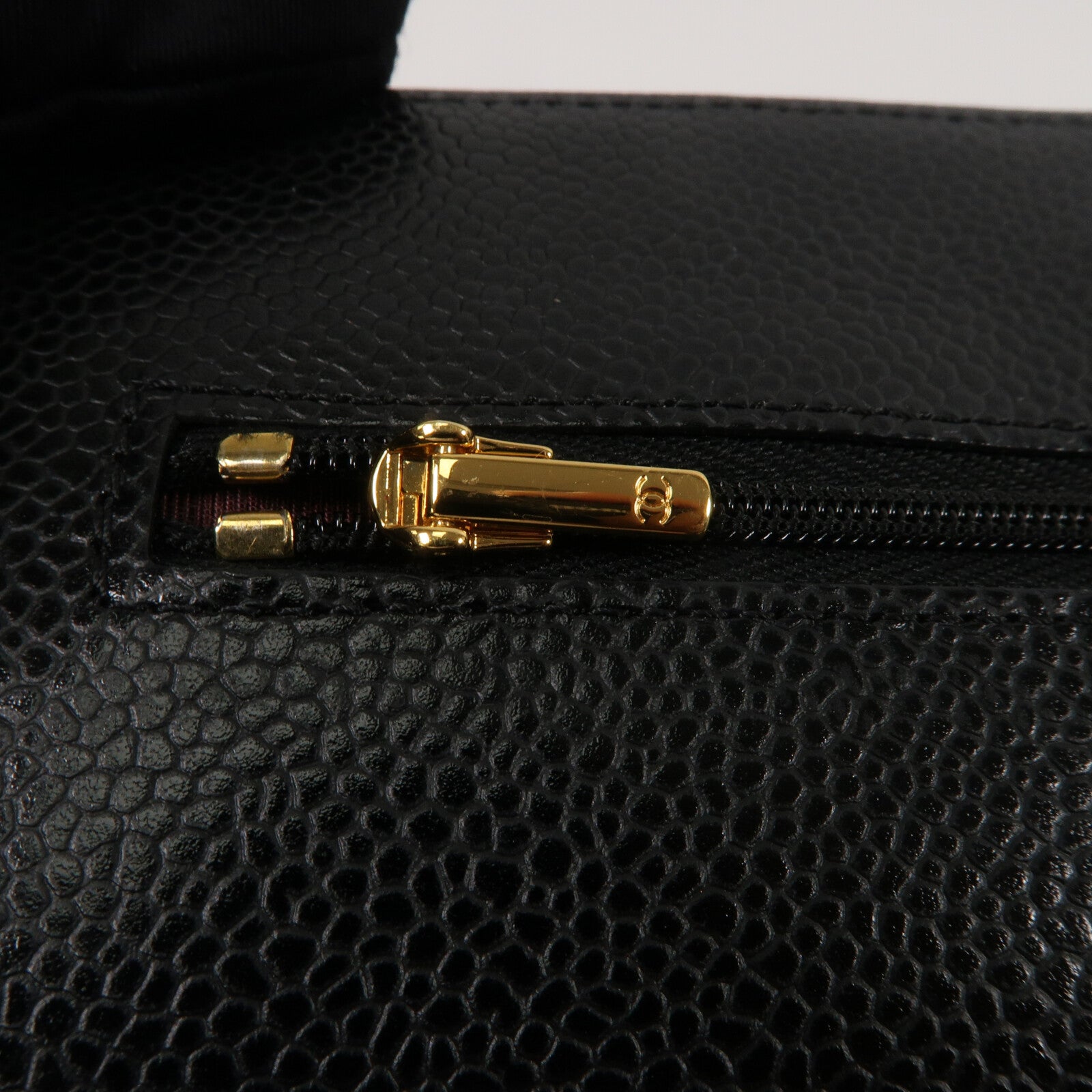 CHANEL 牛皮皮革WOC Wallet On Chain鏈帶肩背袋