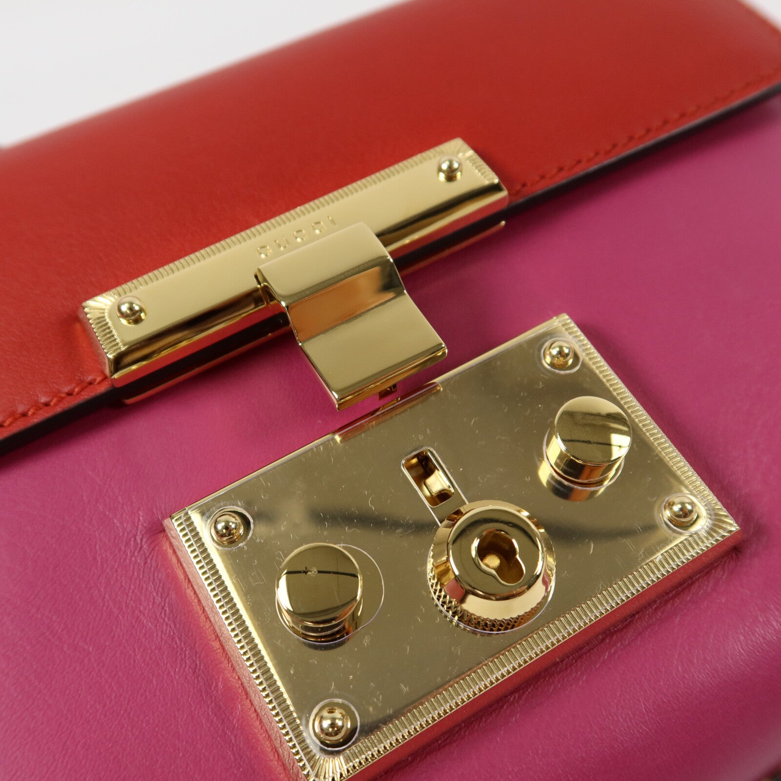 GUCCI 牛皮皮革Padlock Bicolor鏈帶肩背袋