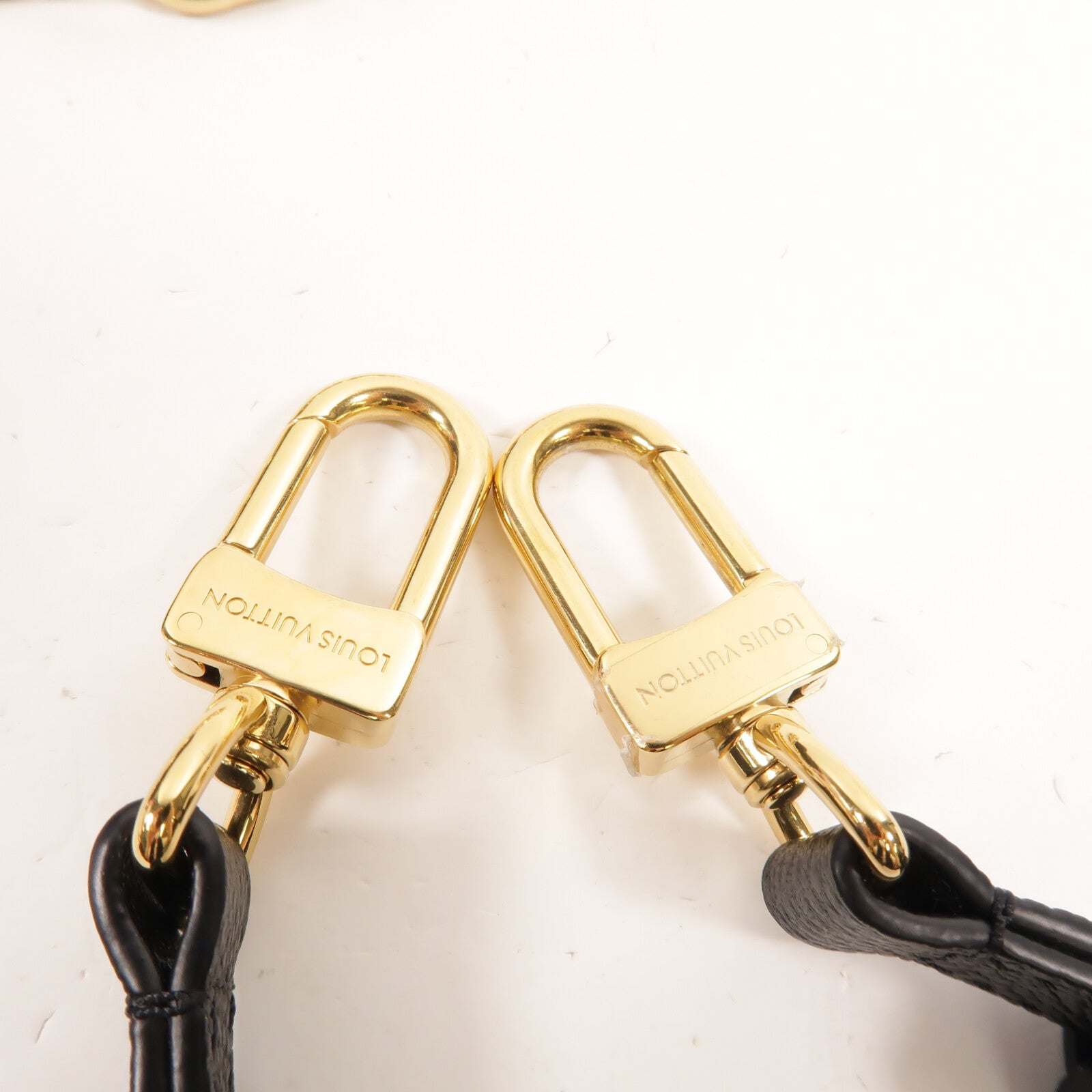 LOUIS VUITTON Monogram Empreinte Pochette Metis East West鏈帶手挽肩背兩用袋