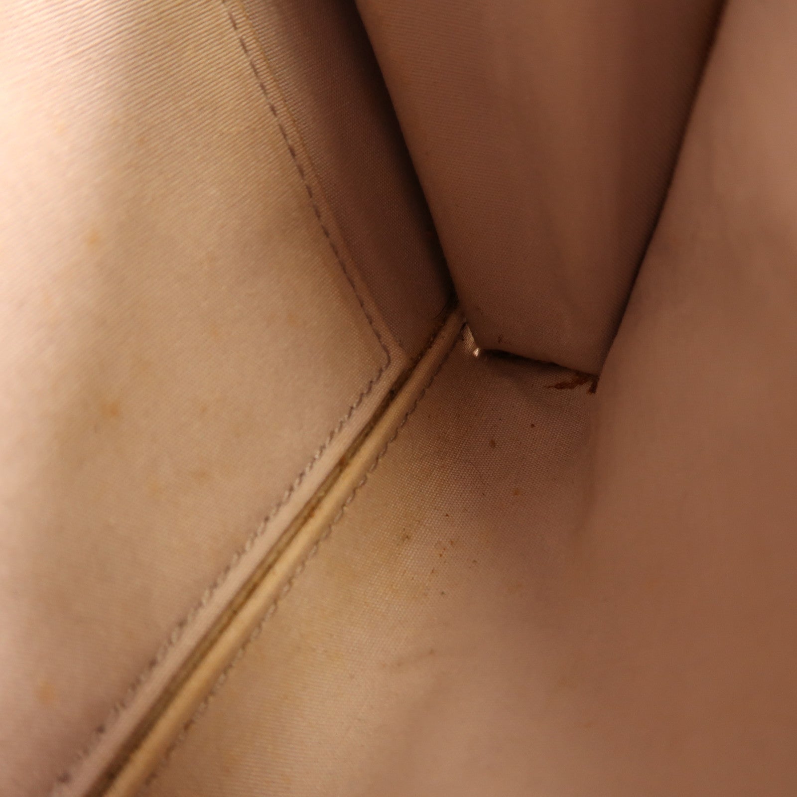 LOUIS VUITTON Epi Vintage Shoulder Bag銀扣