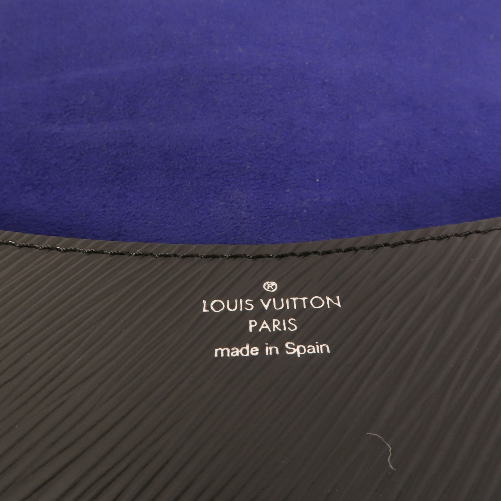 LOUIS VUITTON Epi Buci銀扣肩背袋