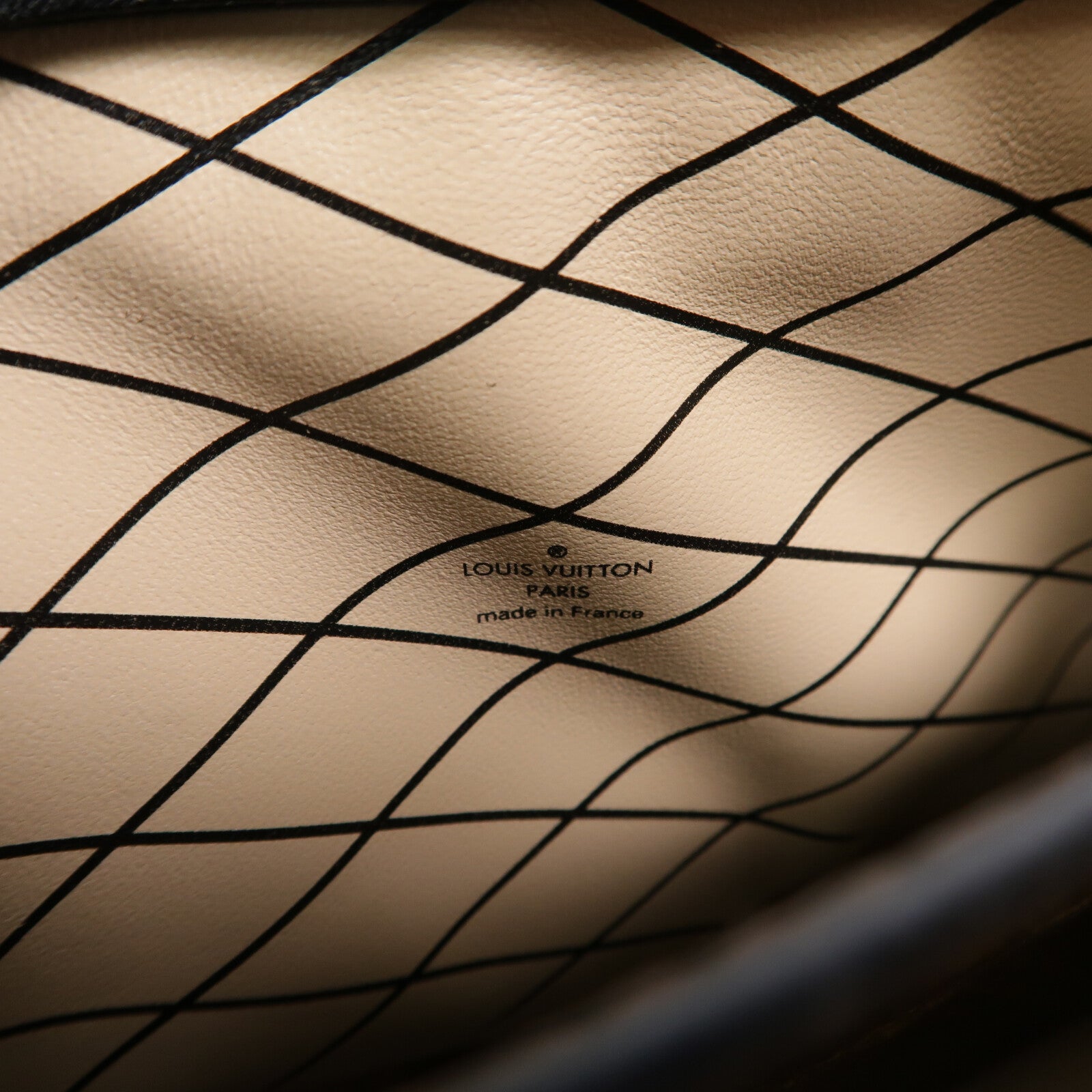 LOUIS VUITTON Monogram Reverse Trunk Clutch肩背袋