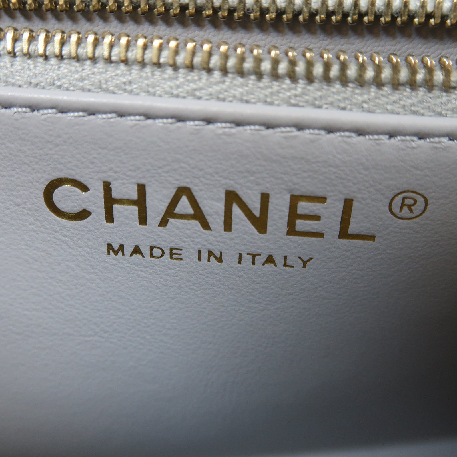 CHANEL 菱格牛皮皮革Business Affinity金扣手挽肩背兩用袋灰色