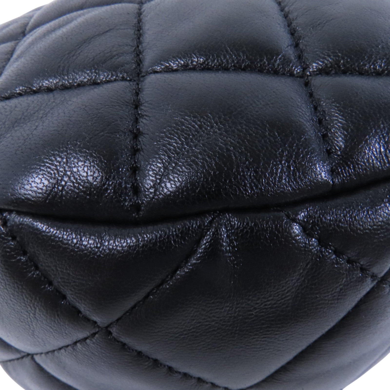 CHANEL 羊皮皮革Chain Shoulder金扣鏈帶肩背袋