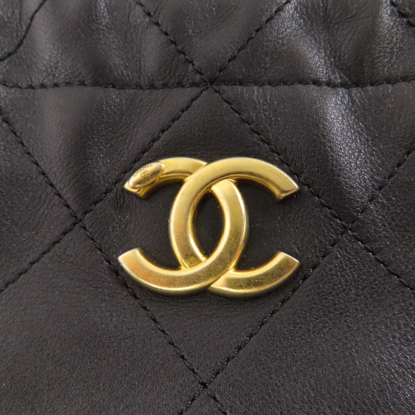 CHANEL 牛皮皮革Chain Shoulder金扣鏈帶肩背袋
