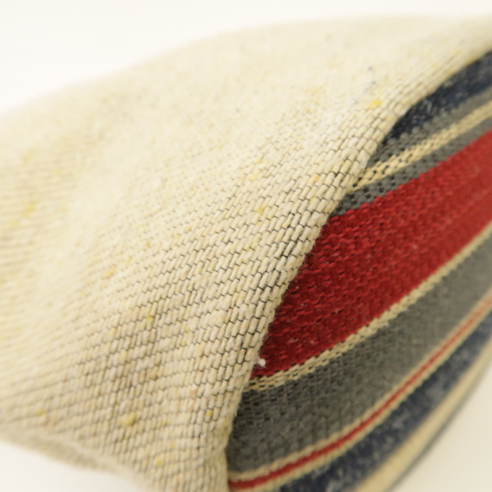 CHANEL 【激減優惠】帆布Bucket Bag銀扣肩背袋米色