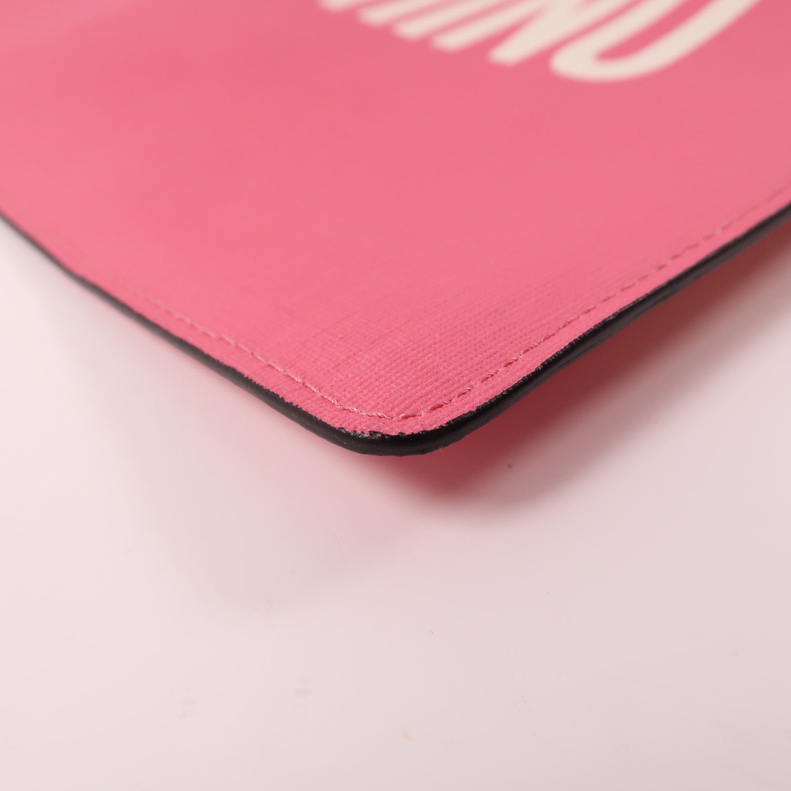 MOSCHINO 塗層帆布Pouch銀扣手拿包粉紅色