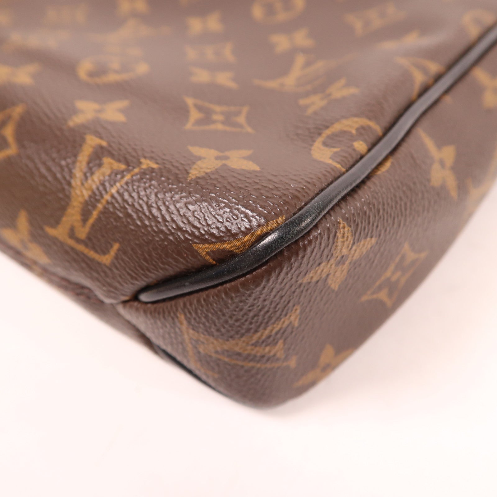 LOUIS VUITTON Monogram Macassar District PM銀扣斜挎包/肩背袋