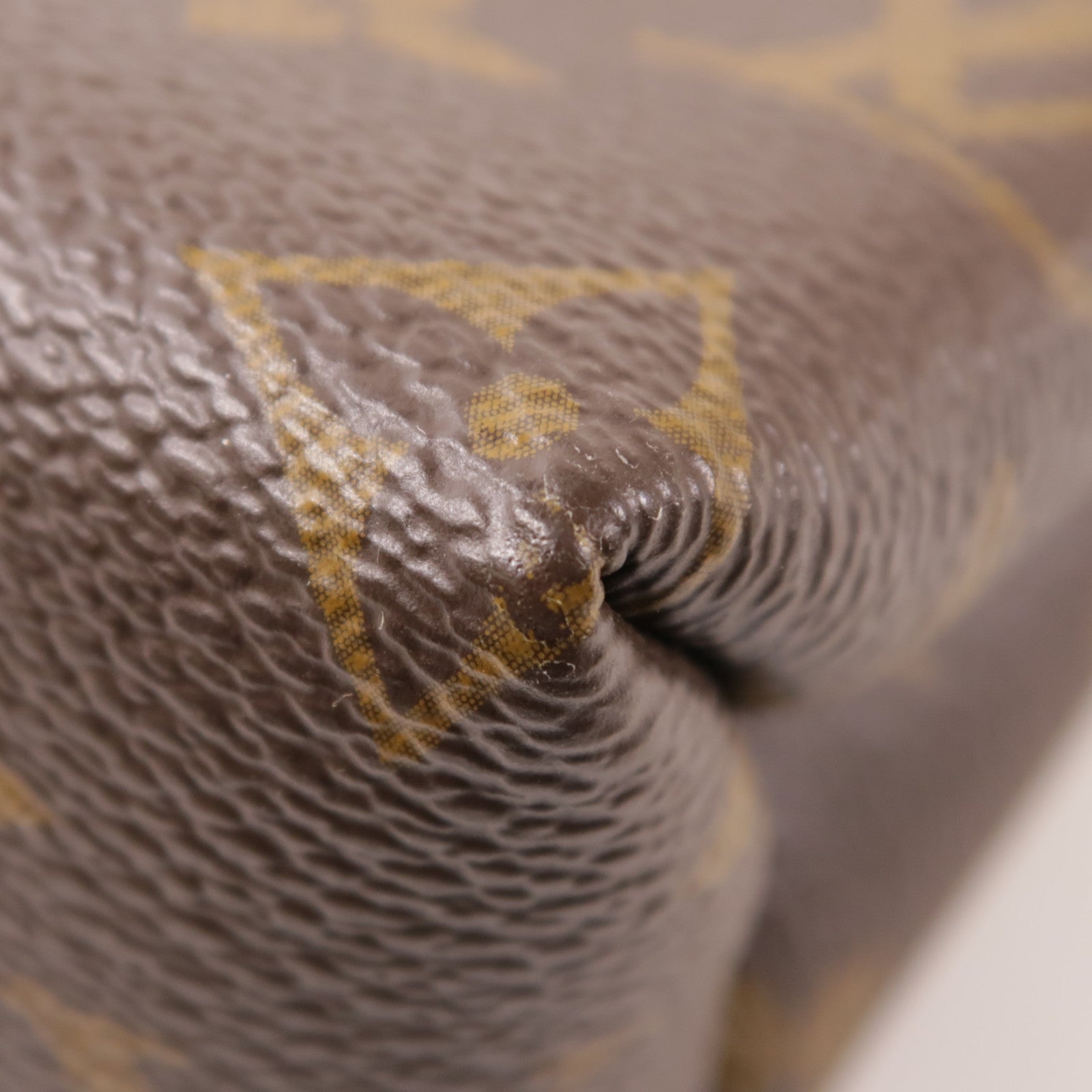 LOUIS VUITTON Monogram Saint Placide金扣肩背袋棕色/色
