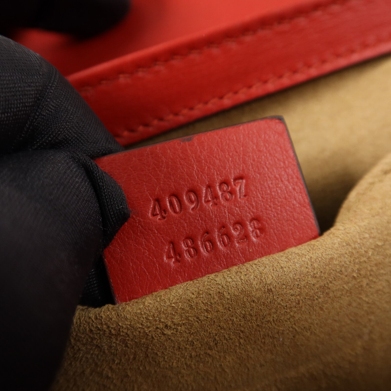 GUCCI 牛皮皮革Padlock Bicolor鏈帶肩背袋