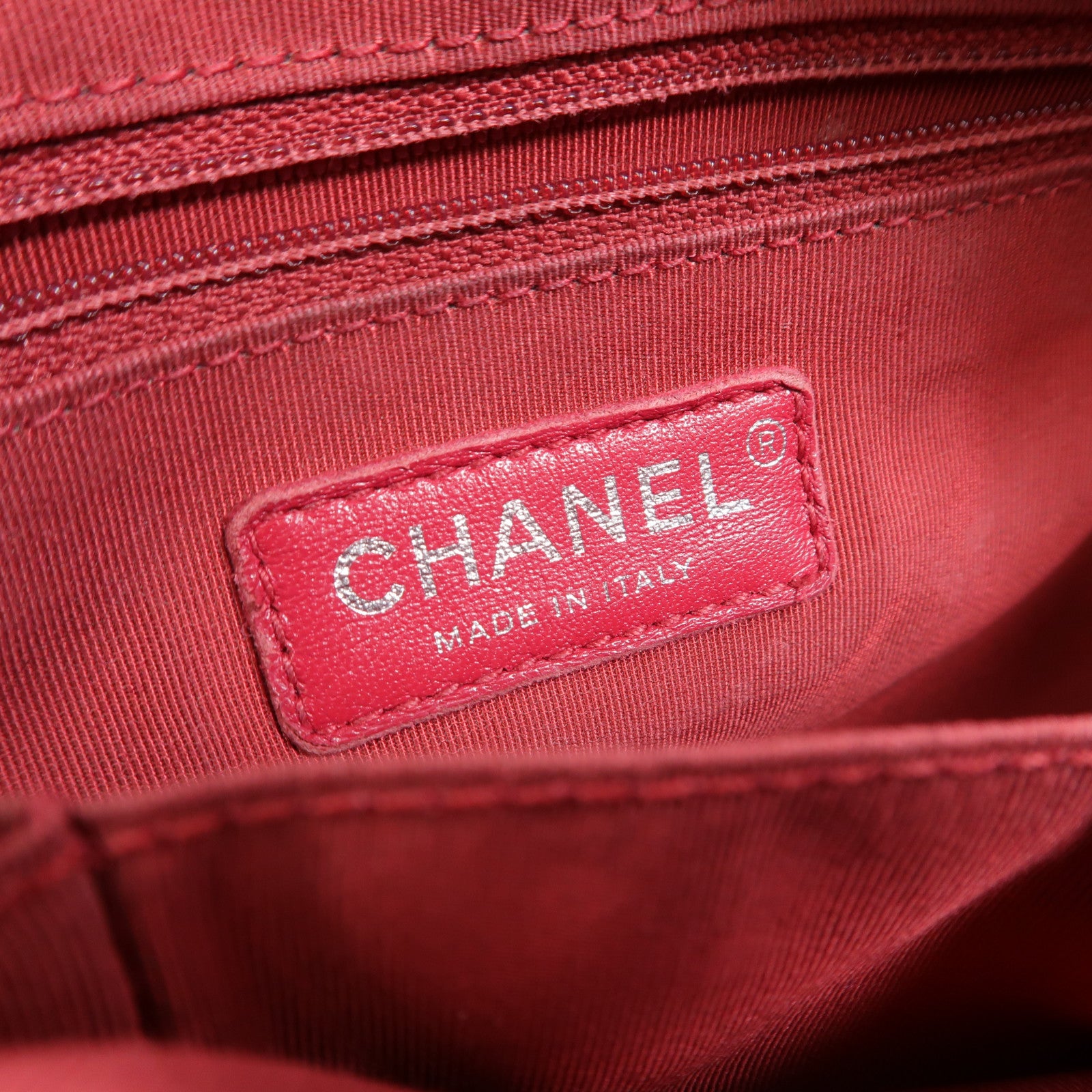 CHANEL 牛皮皮革Gabrielle Medium With Handle鏈帶手挽肩背兩用袋