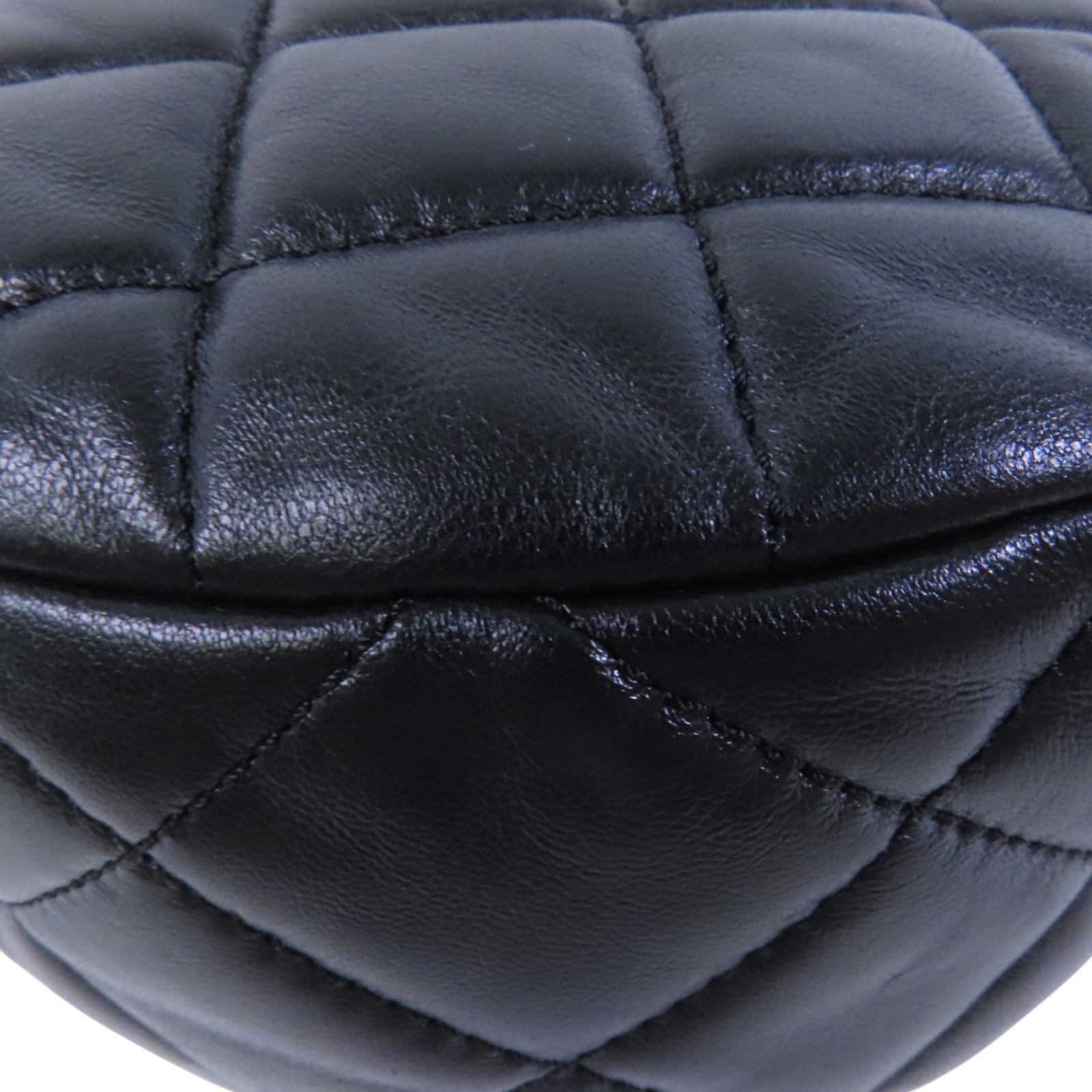 CHANEL 羊皮皮革Chain Shoulder金扣鏈帶肩背袋