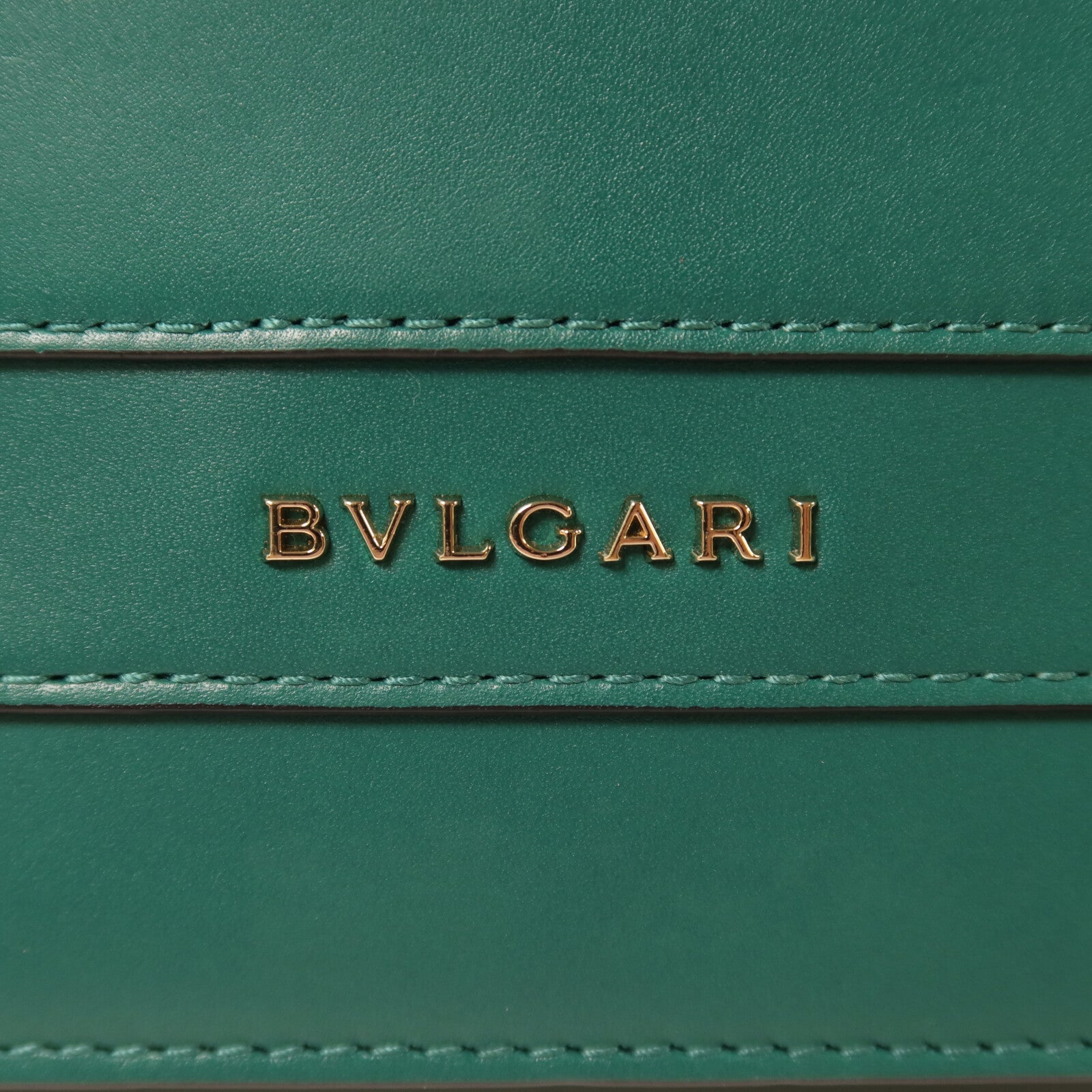 BVLGARI 牛皮皮革Serpenti Forever East West鏈帶肩背袋