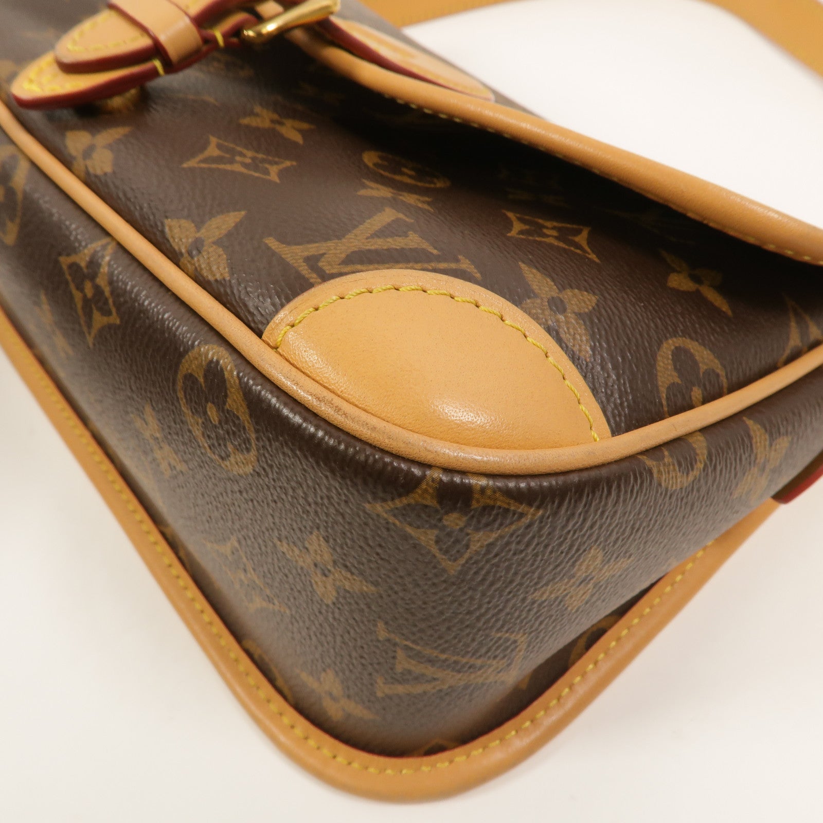 LOUIS VUITTON Monogram Diane肩背袋