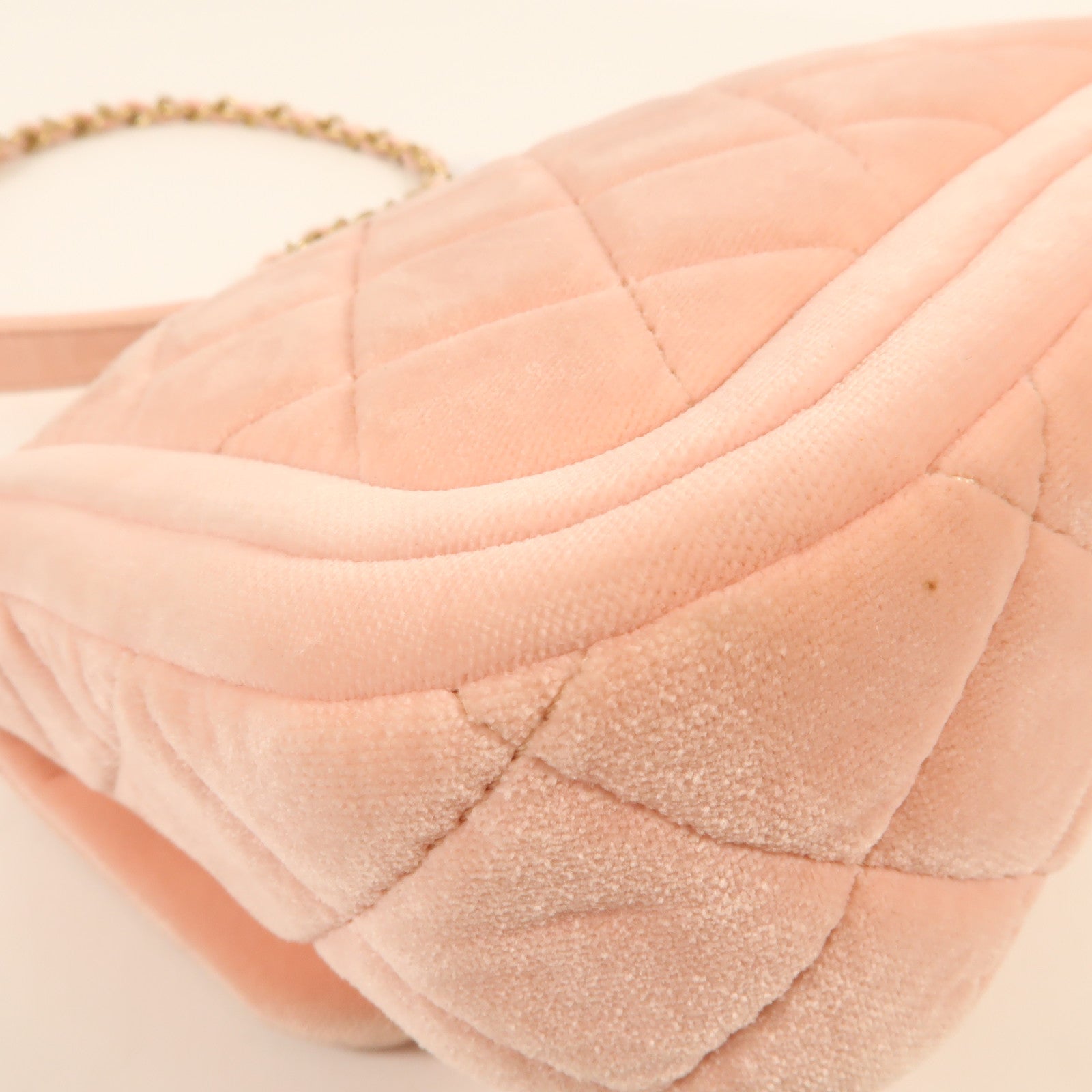 CHANEL 天鵝絨Shoulder Bag金扣鏈帶肩背袋