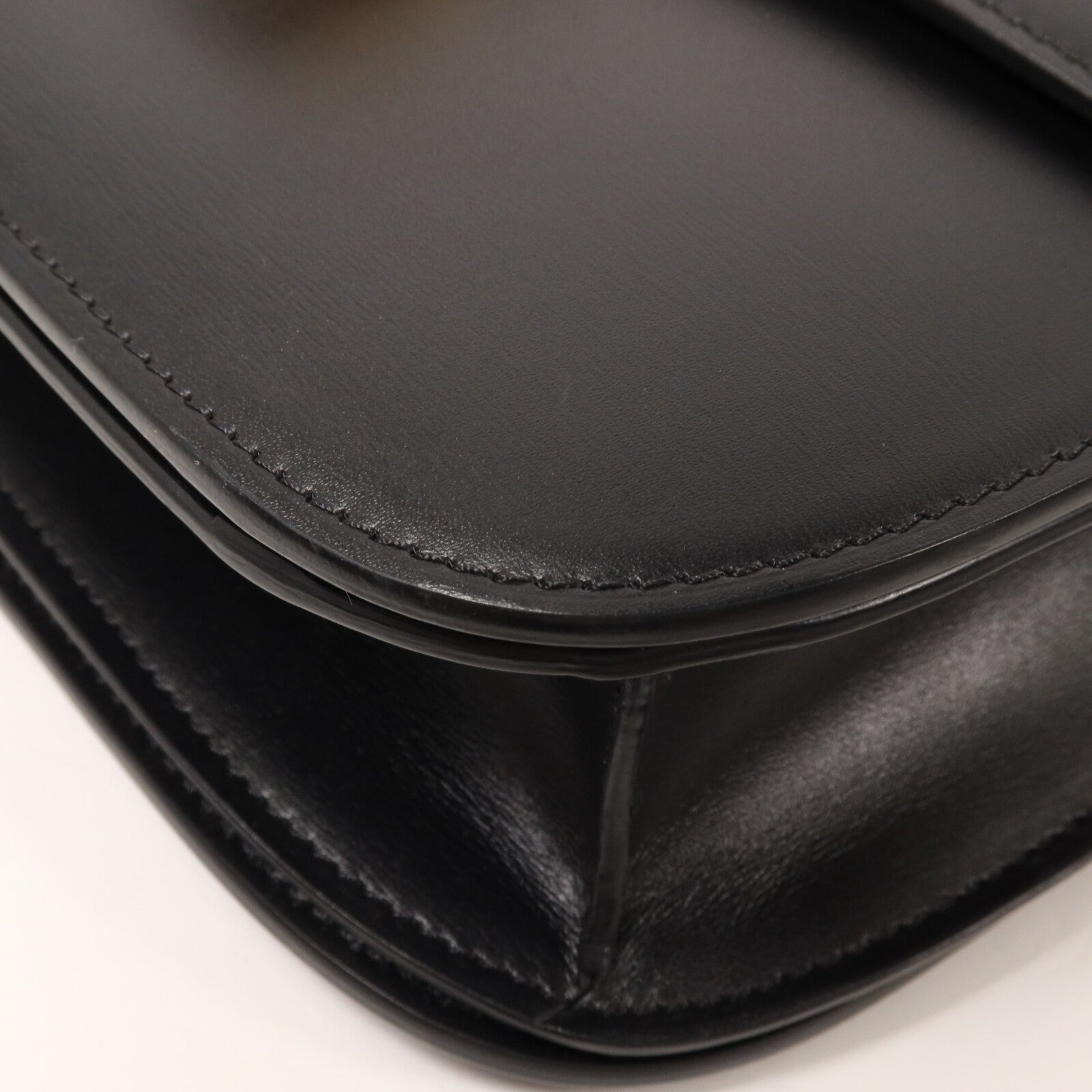 CELINE 牛皮皮革Classic BoxMedium肩背袋