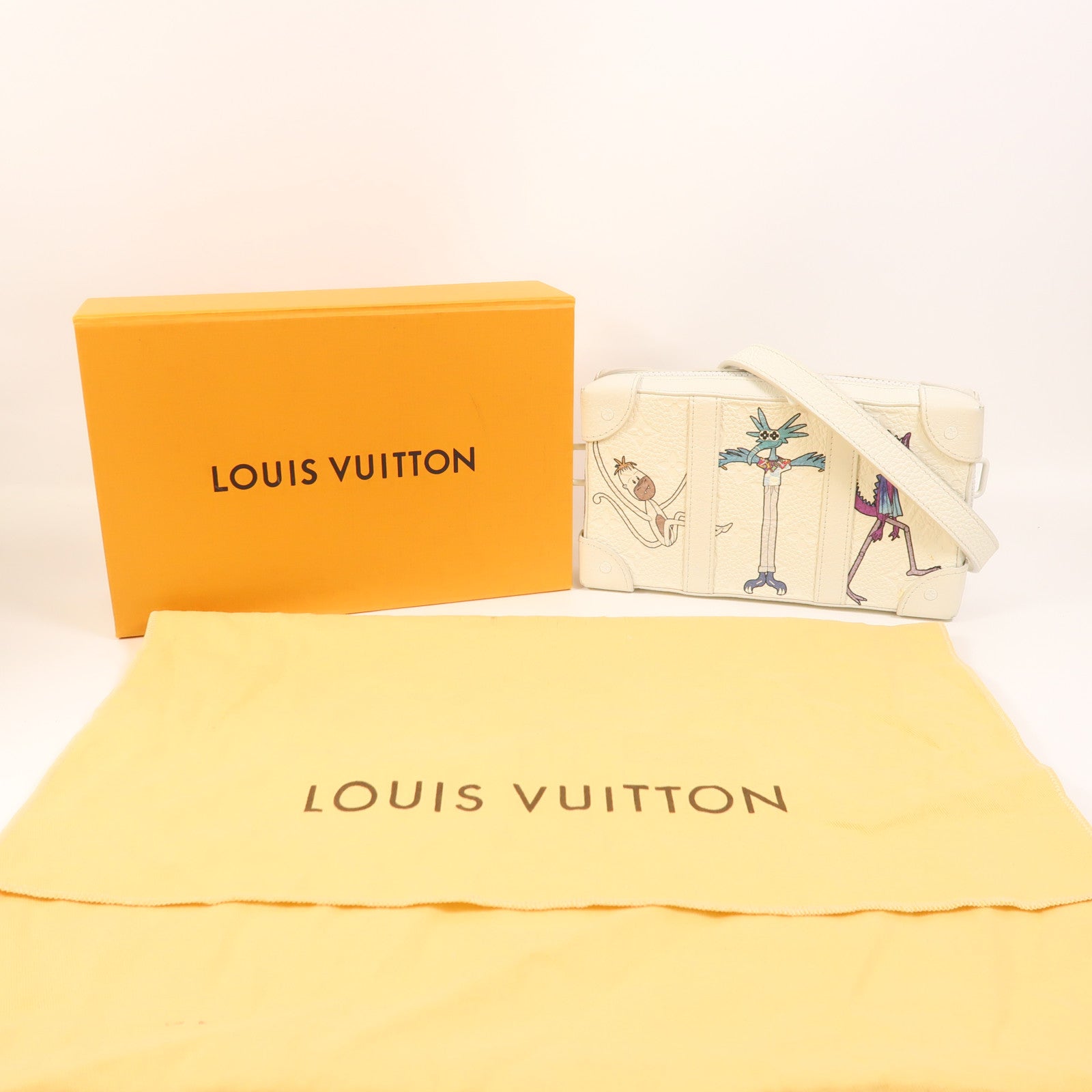 LOUIS VUITTON 【激減優惠】Monogram Taurillon Soft Trunk肩背袋