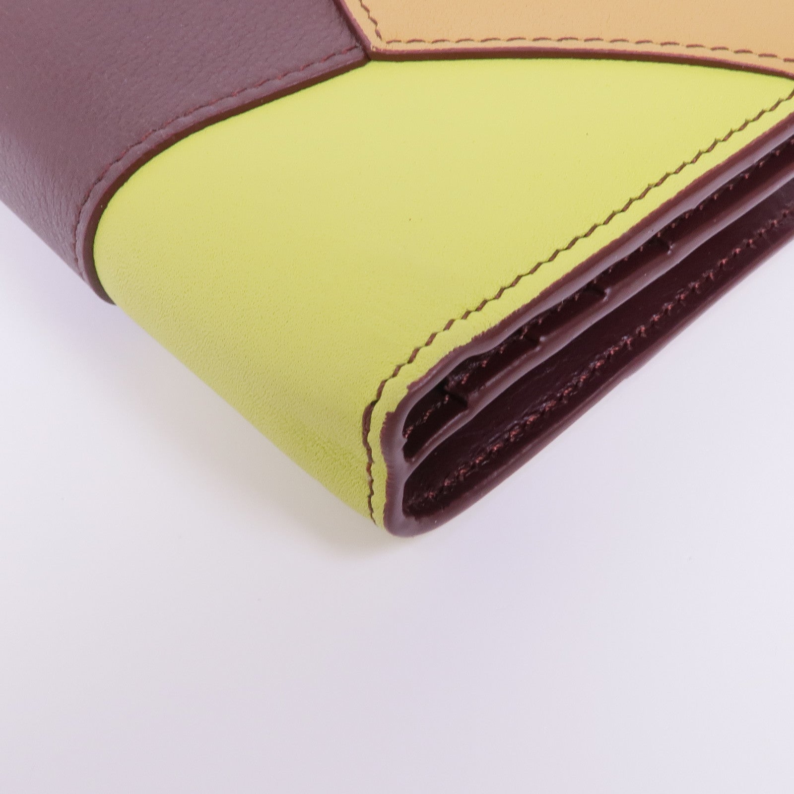 LOEWE 牛皮皮革Puzzle Compact Zip Wallet金扣錢包