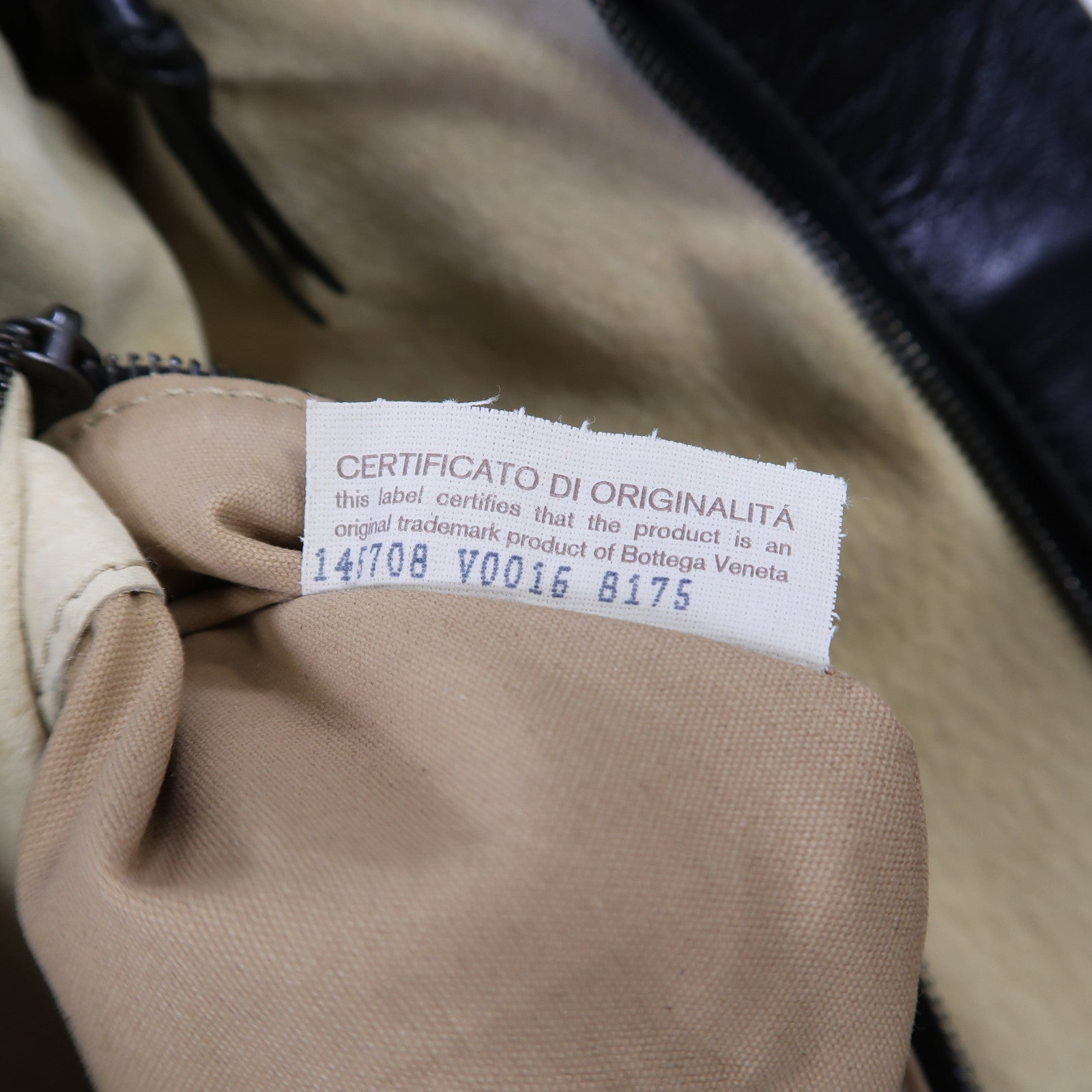 BOTTEGA VENETA 織紋牛皮皮革Shoulder Bag肩背袋黑色