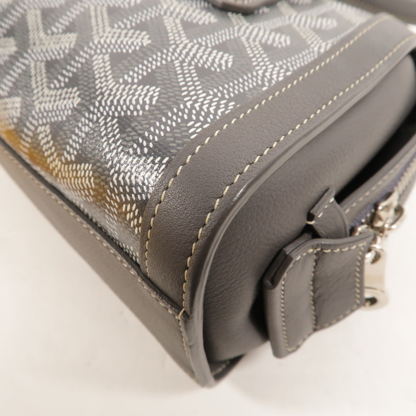 GOYARD 塗層帆布Bonbonniere肩背袋