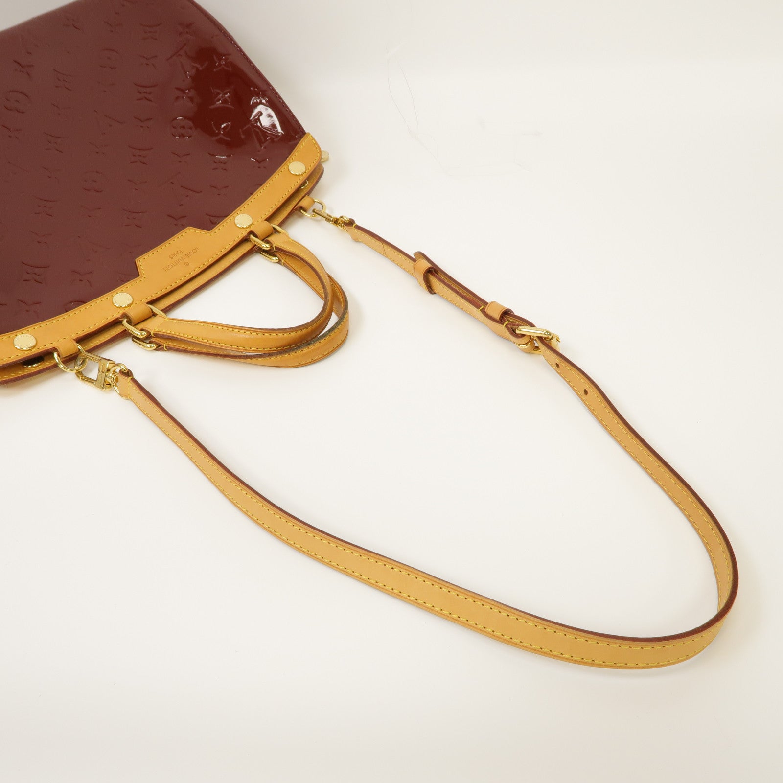 LOUIS VUITTON 【激減優惠】Monogram Vernis Brea MM金扣手挽肩背兩用袋紅色