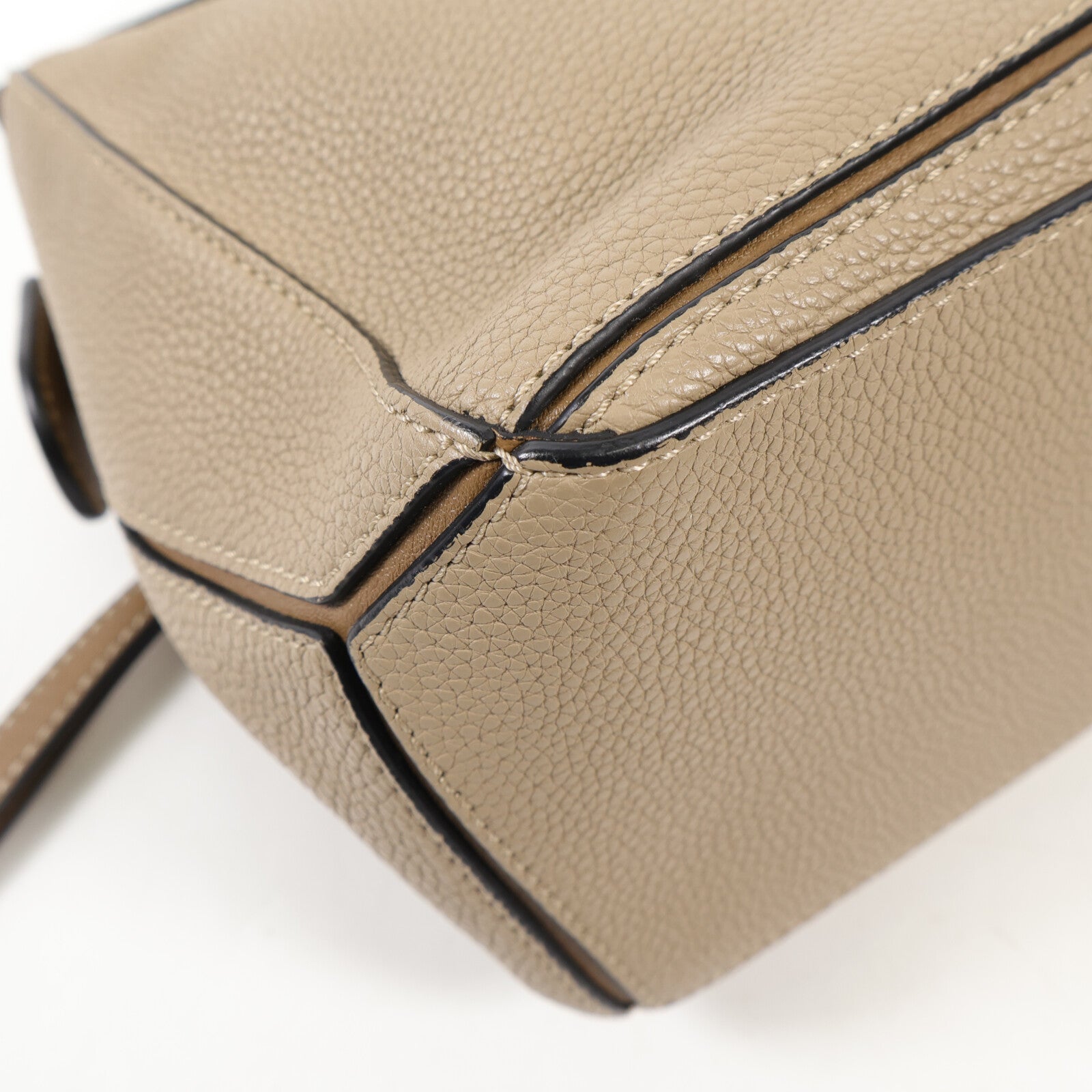 LOEWE 牛皮皮革Puzzle Small金扣手挽肩背兩用袋