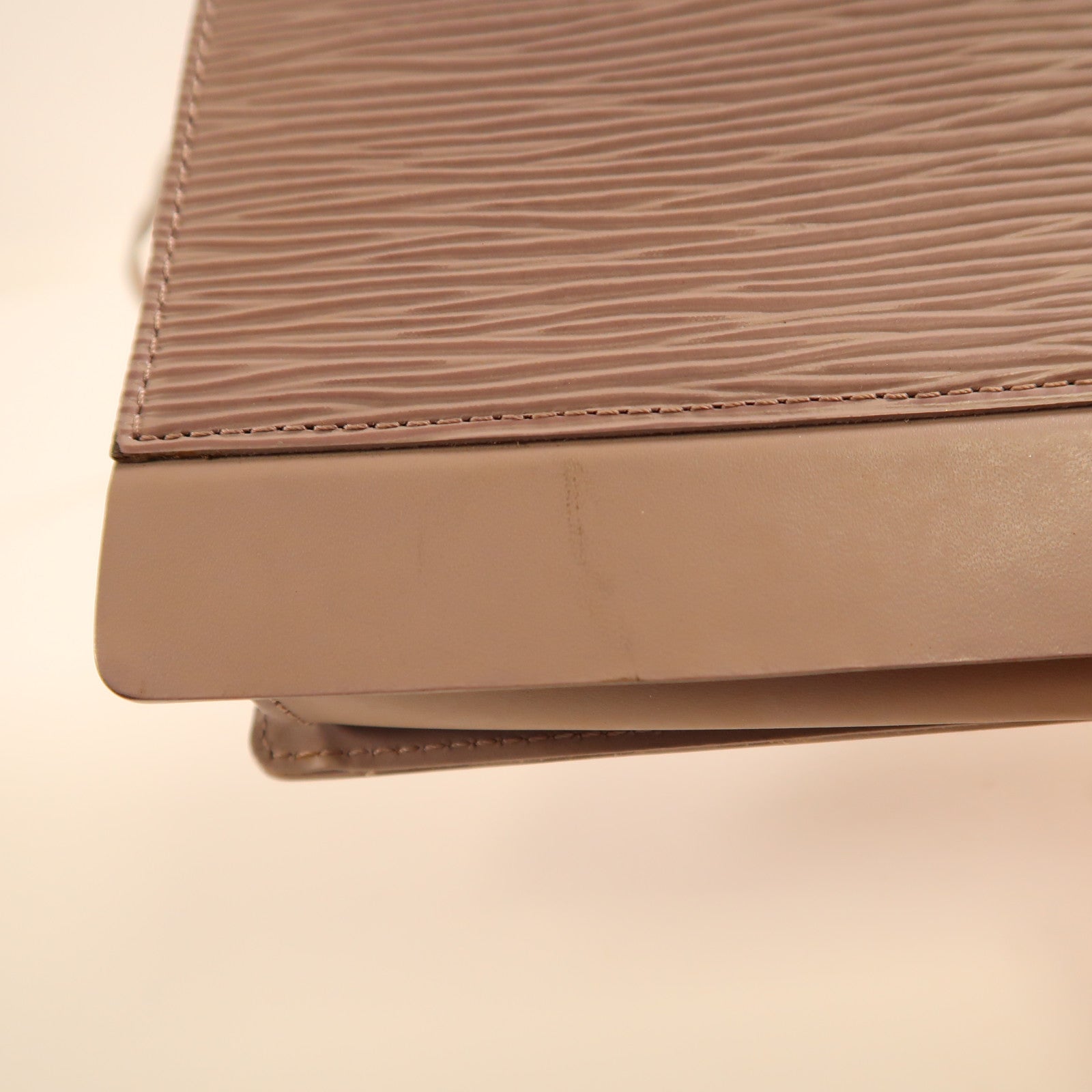 LOUIS VUITTON Epi Vintage Shoulder Bag銀扣
