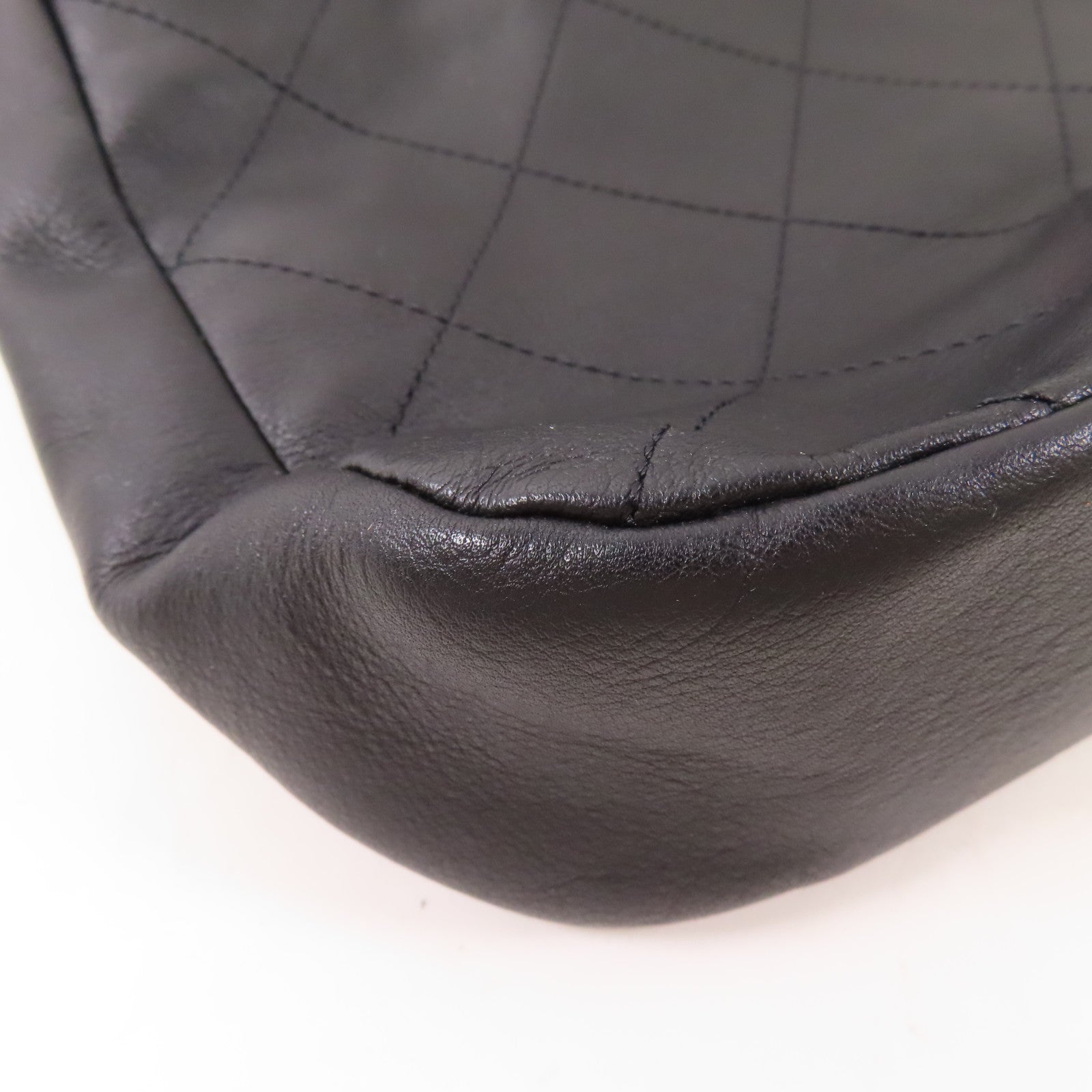 CHANEL 牛皮皮革Chain Shoulder金扣鏈帶肩背袋
