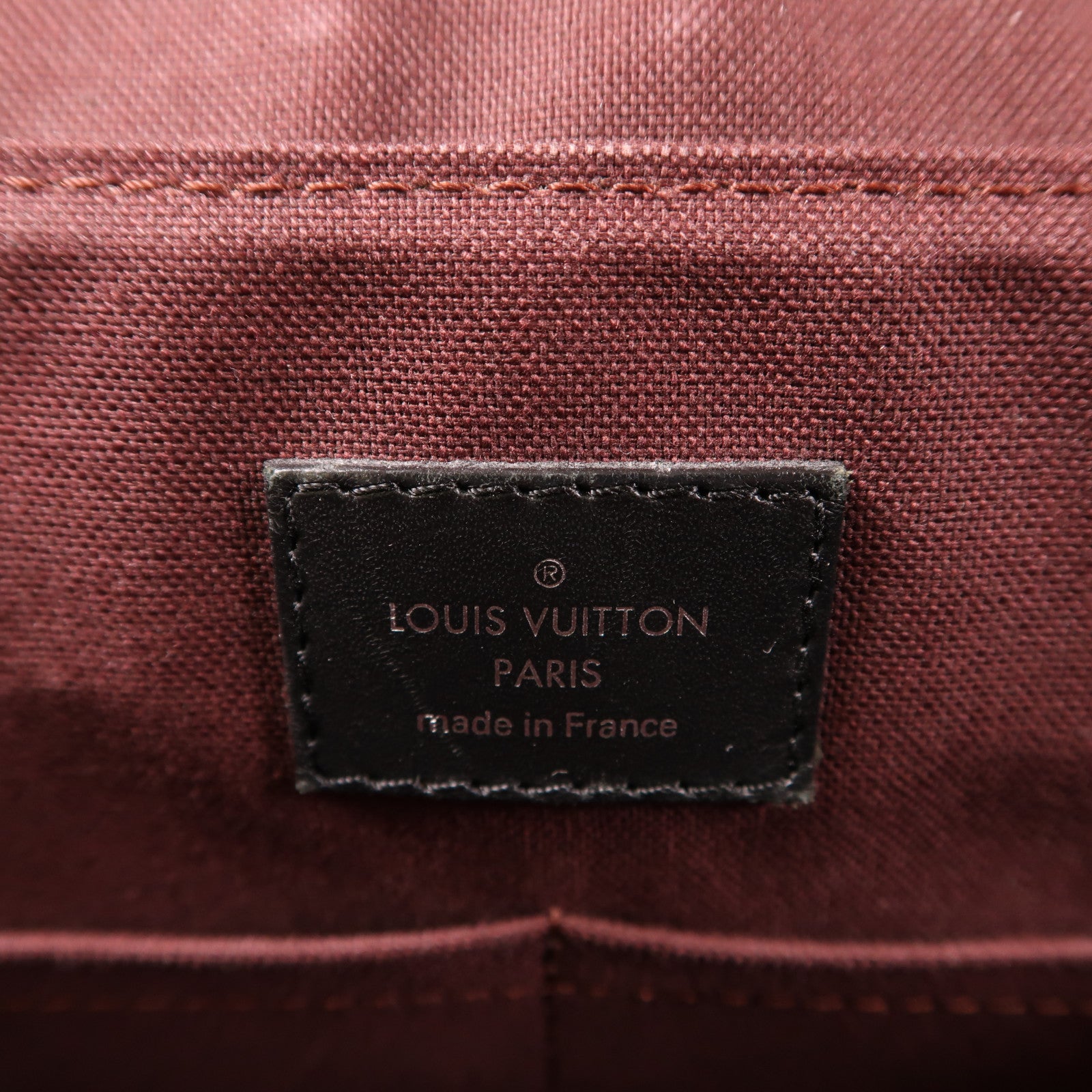 LOUIS VUITTON Monogram Macassar District PM銀扣斜挎包/肩背袋