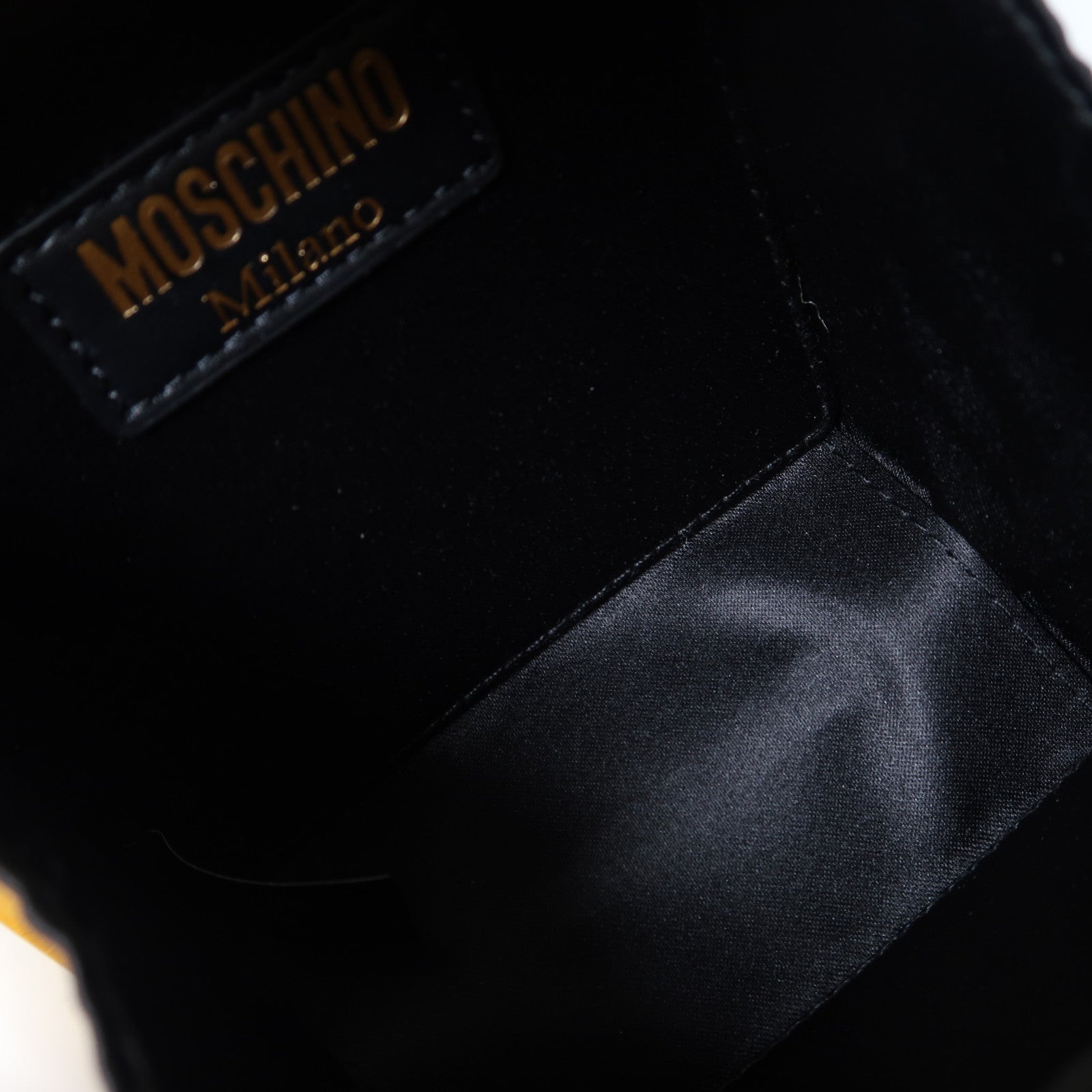 MOSCHINO PVC Teddy Perfume Case金扣鏈帶肩背袋金色