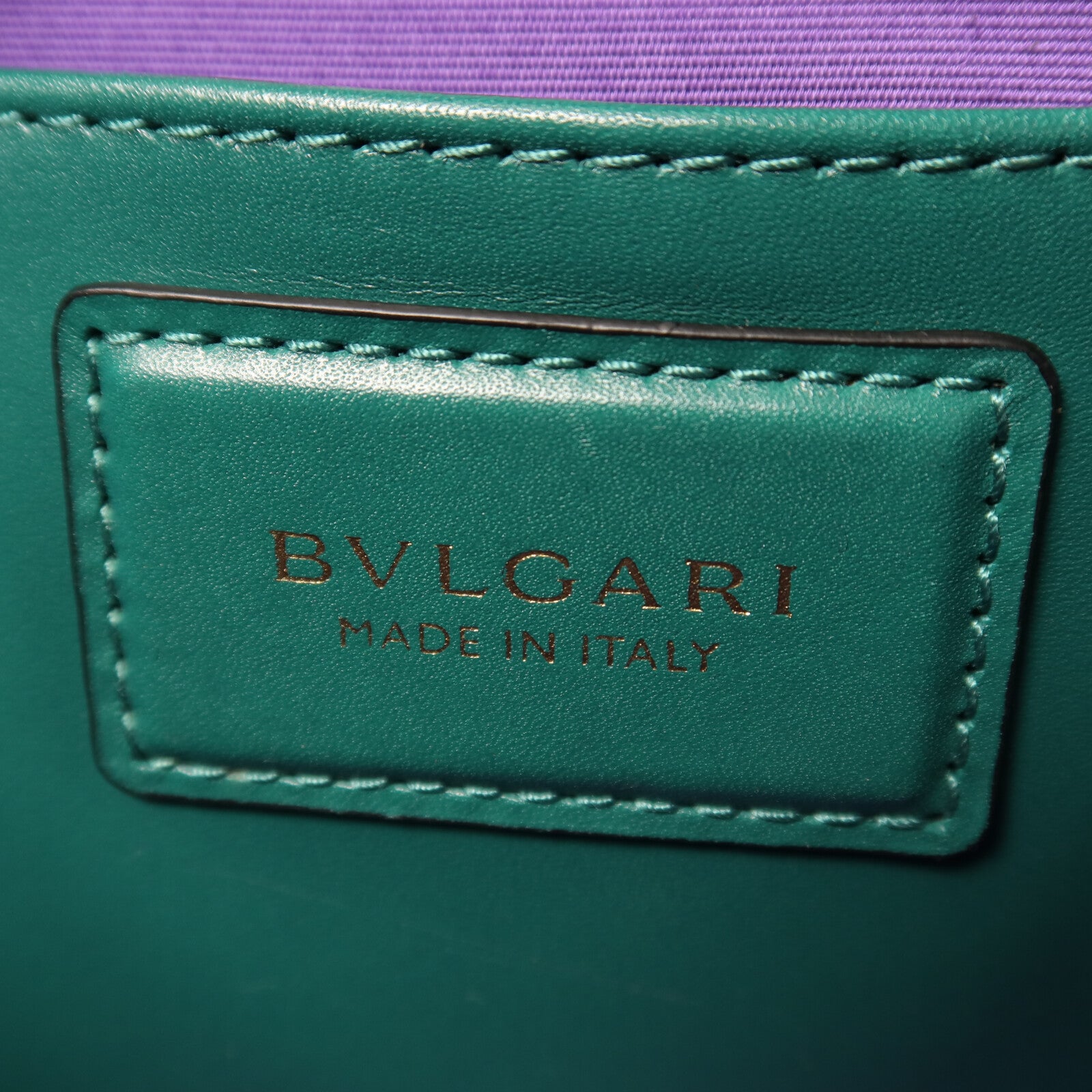 BVLGARI 牛皮皮革Serpenti Forever East West鏈帶肩背袋